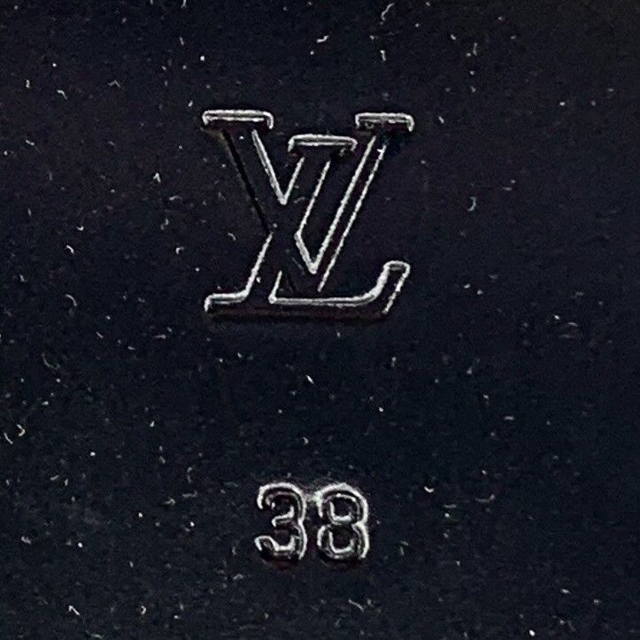 Louis Vuitton Louis Vuitton Crossroads Monogram Buckle Sandals 38 Size US 8 / IT 38 - 7 Thumbnail