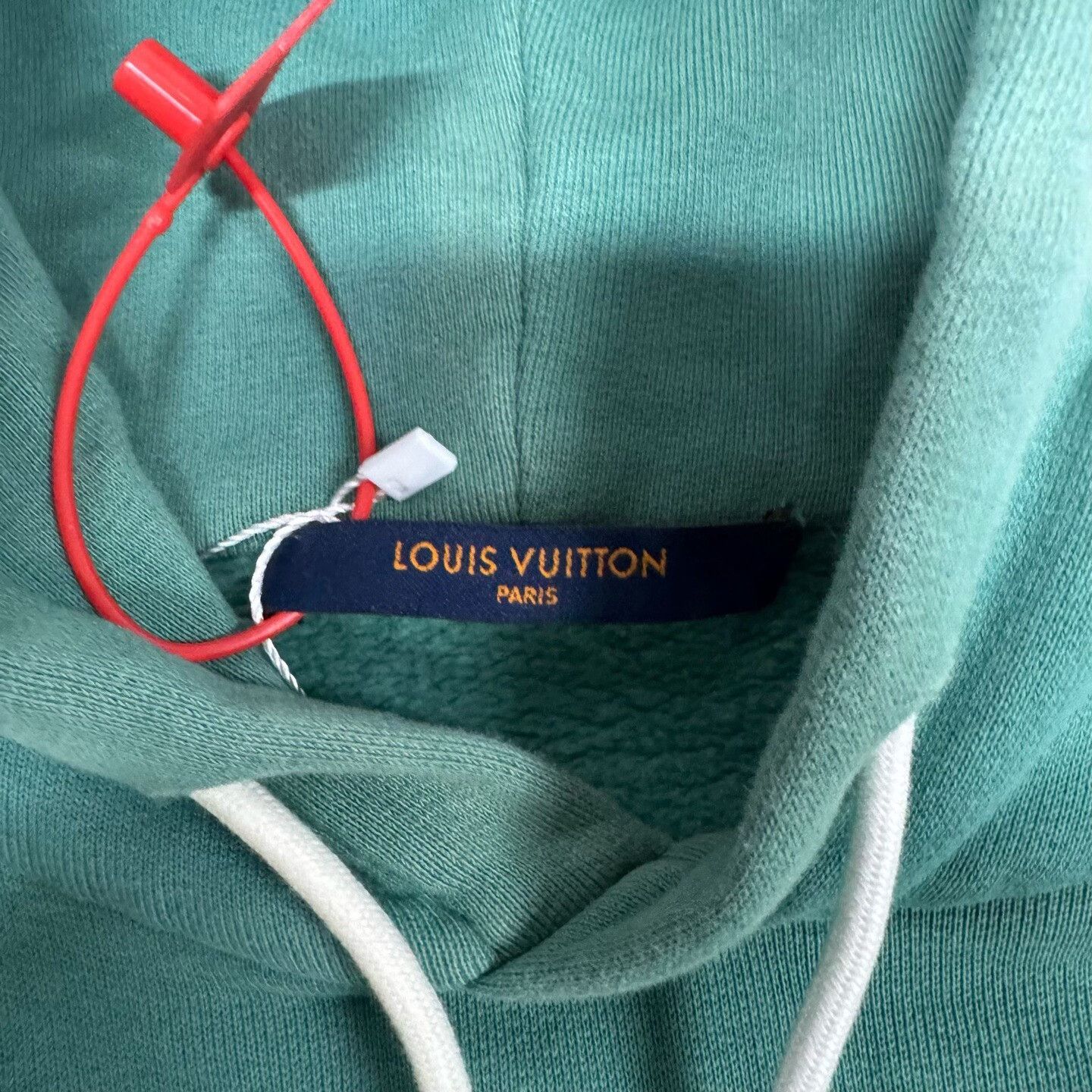 Louis Vuitton Louis Vuitton Pin Detail Hoodie XS Size US XS / EU 42 / 0 - 7 Thumbnail
