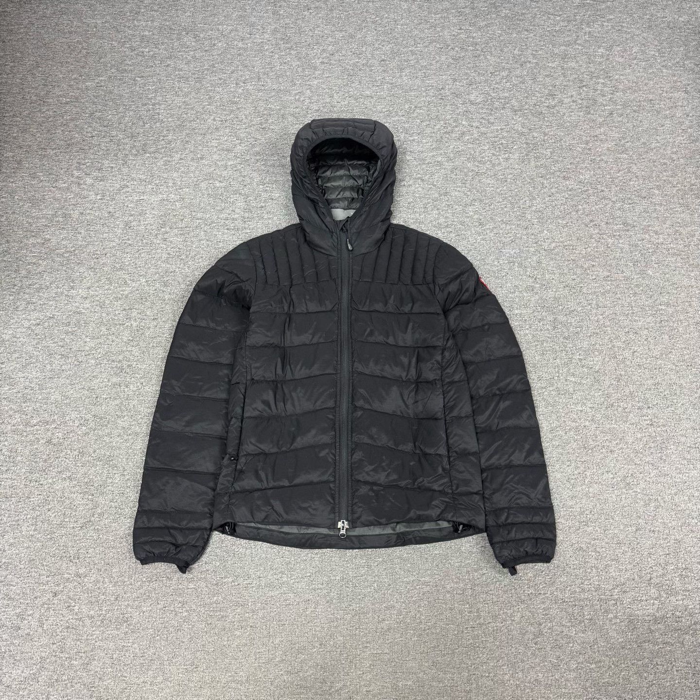 Canada Goose Canada Goose Logo Patch Hooded Down Jacket S Size US S / EU 44-46 / 1 - 2 Thumbnail