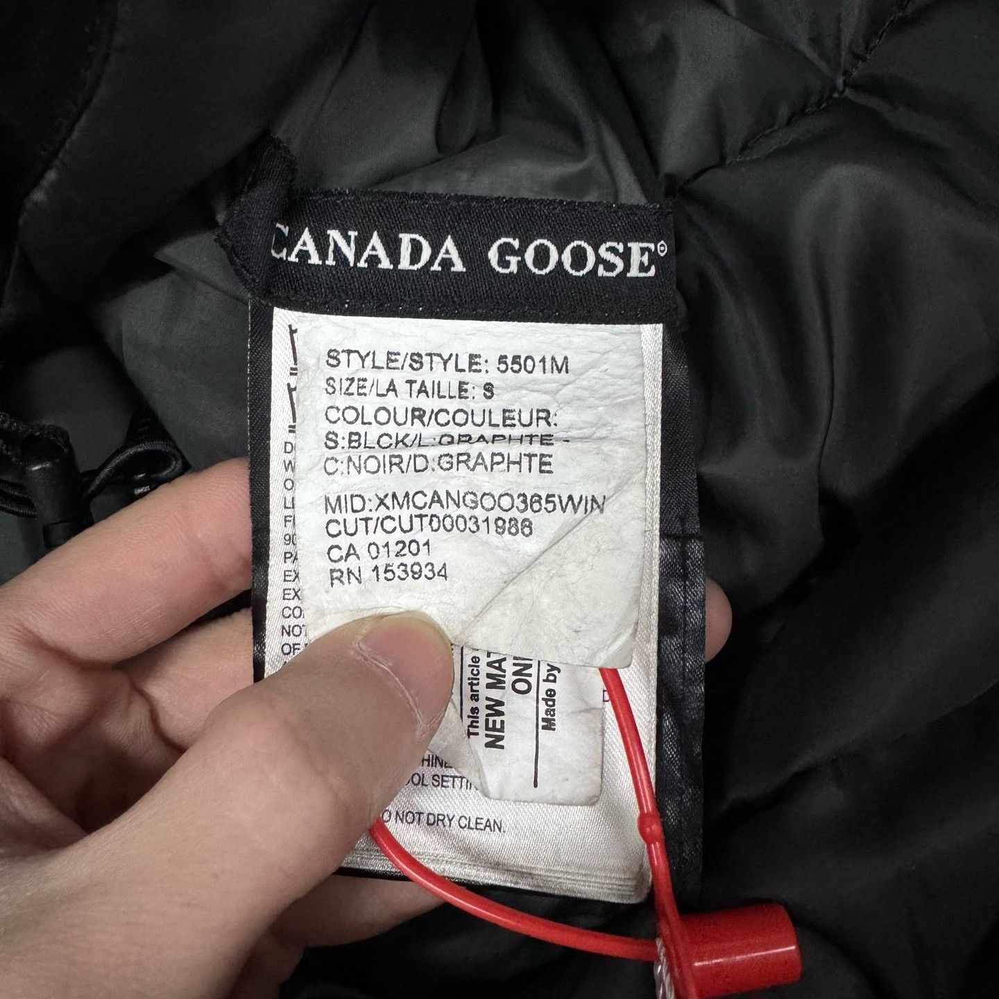Canada Goose Canada Goose Logo Patch Hooded Down Jacket S Size US S / EU 44-46 / 1 - 8 Thumbnail