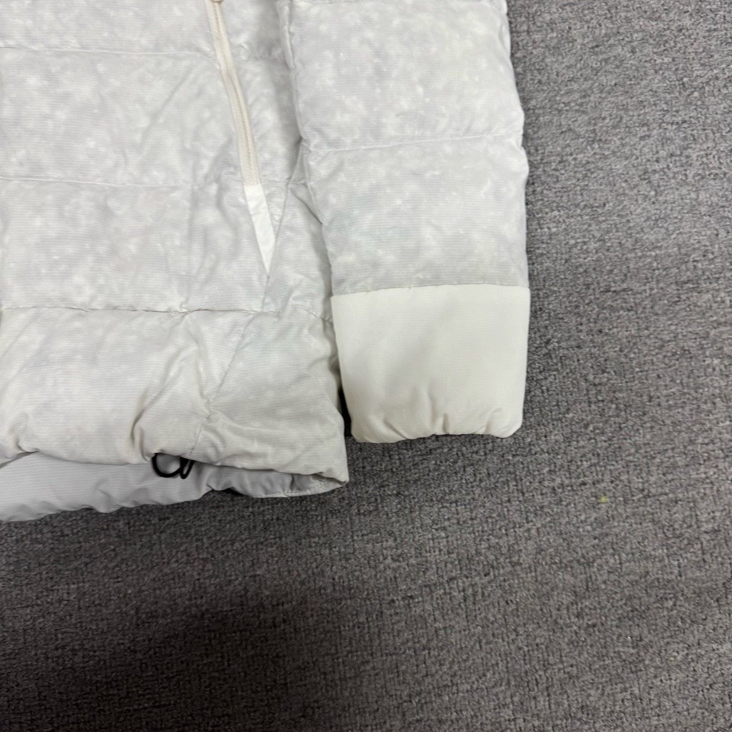 Arc'teryx Arc'teryx Patterned Thorium Down Hoody XS Size XS / US 0-2 / IT 36-38 - 4 Thumbnail