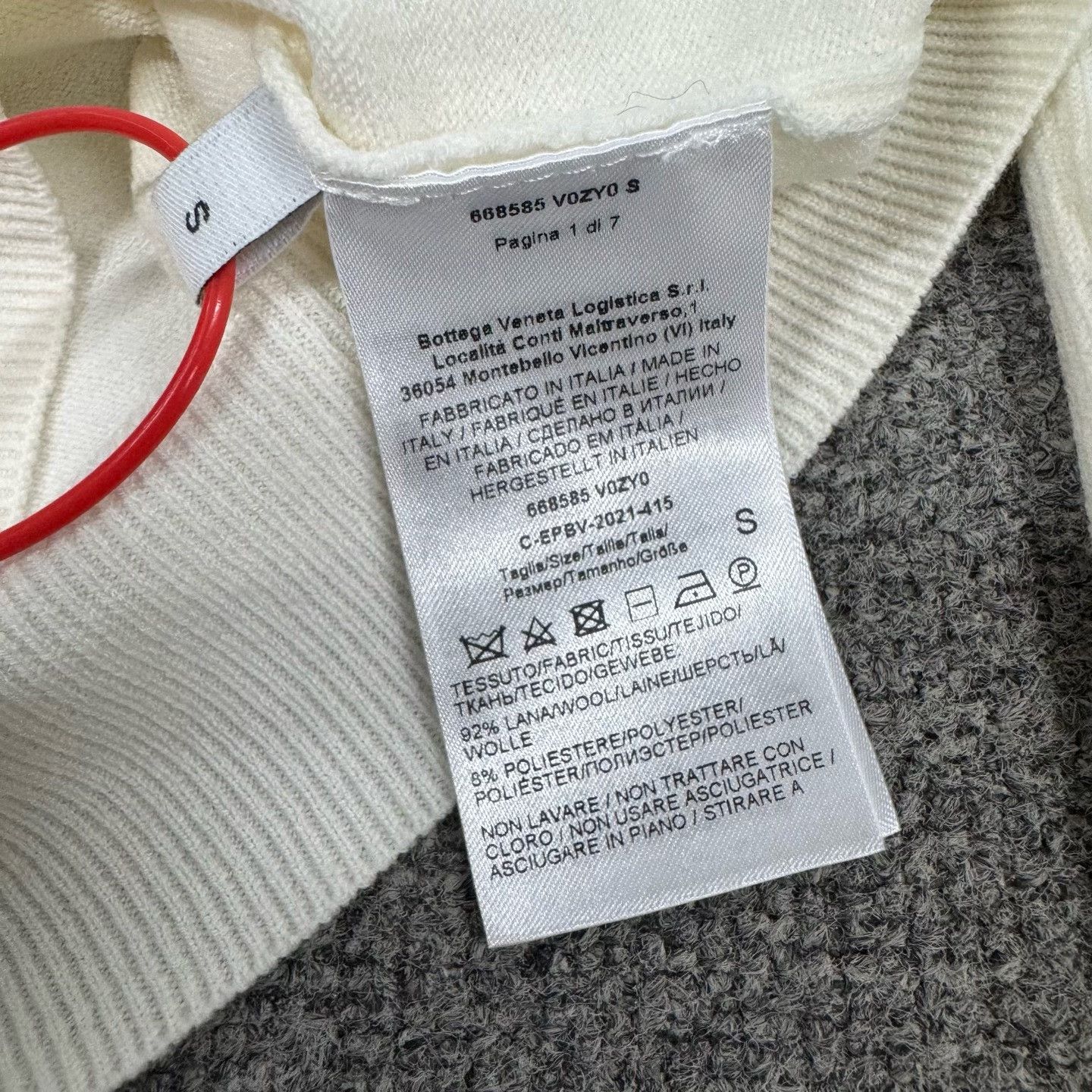 Bottega Veneta Bottega Veneta White Wool V-Neck Sweater Size S Size US S / EU 44-46 / 1 - 7 Thumbnail