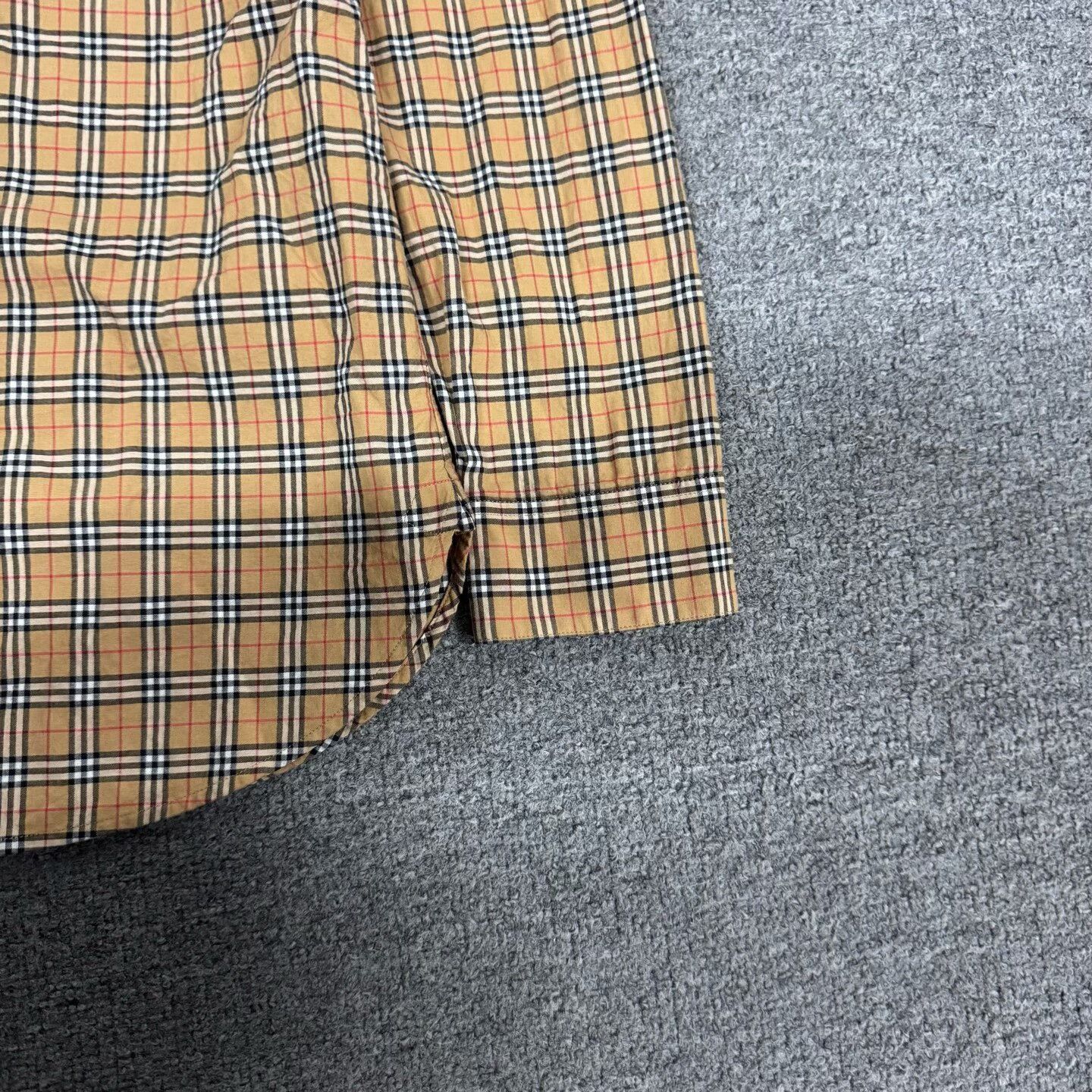 Burberry Burberry Vintage Check Button Up Shirt UK 8 Size S / US 4 / IT 40 - 4 Thumbnail