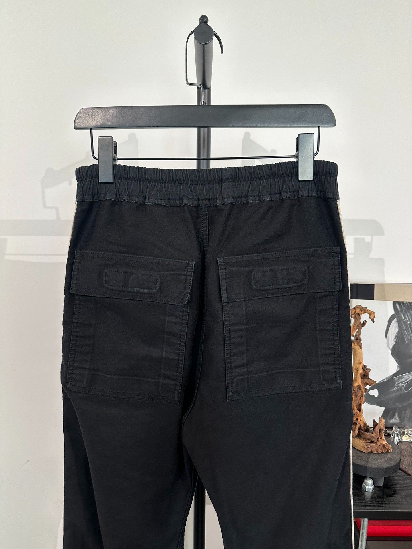 Rick Owens Drkshdw Rick Owens Drkshdw Cargo Button Fly Pants S Size US 26 / EU 42 - 4 Thumbnail