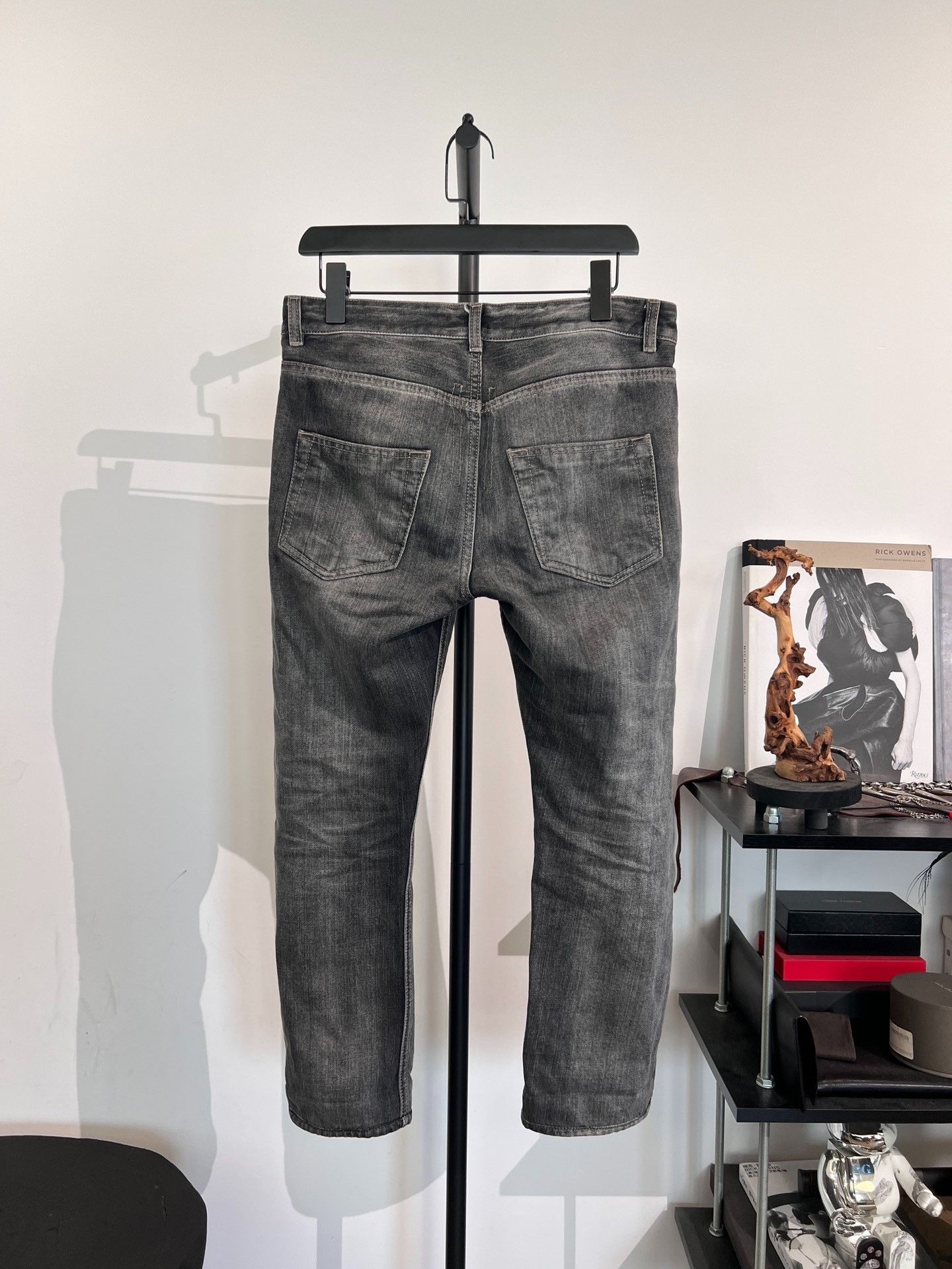 Rick Owens Drkshdw Rick Owens Drkshdw Washed Distressed Cropped Jeans 31 Size US 31 - 2 Thumbnail