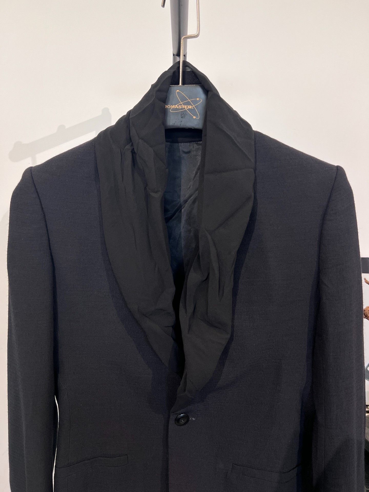 Rick Owens Rick Owens Wrinkled Satin Collared Blazer 46 Size US S / EU 44-46 / 1 - 3 Thumbnail