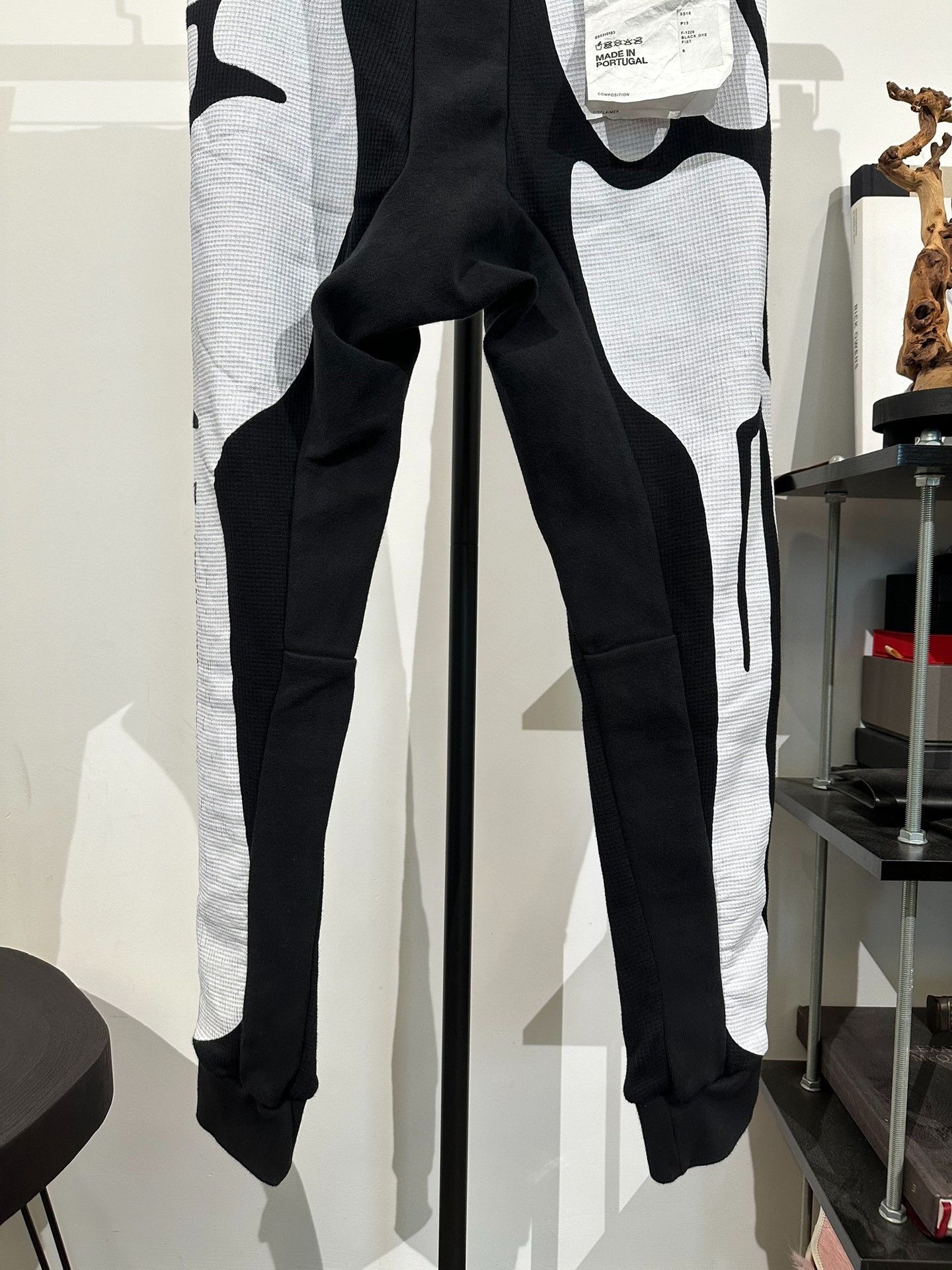 11 By Boris Bidjan Saberi Boris Bidjan Saberi 11by bbs P13 Jogger Pants Size US 36 / EU 52 - 3 Thumbnail