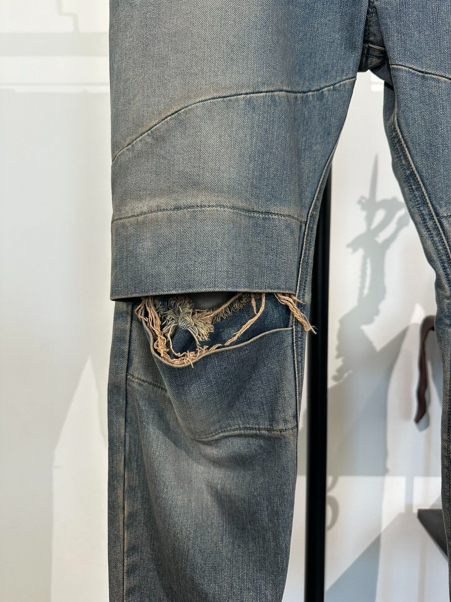 Julius Julius_7 Double Knee Distressed Washed Jeans Size US 34 / EU 50 - 7 Thumbnail