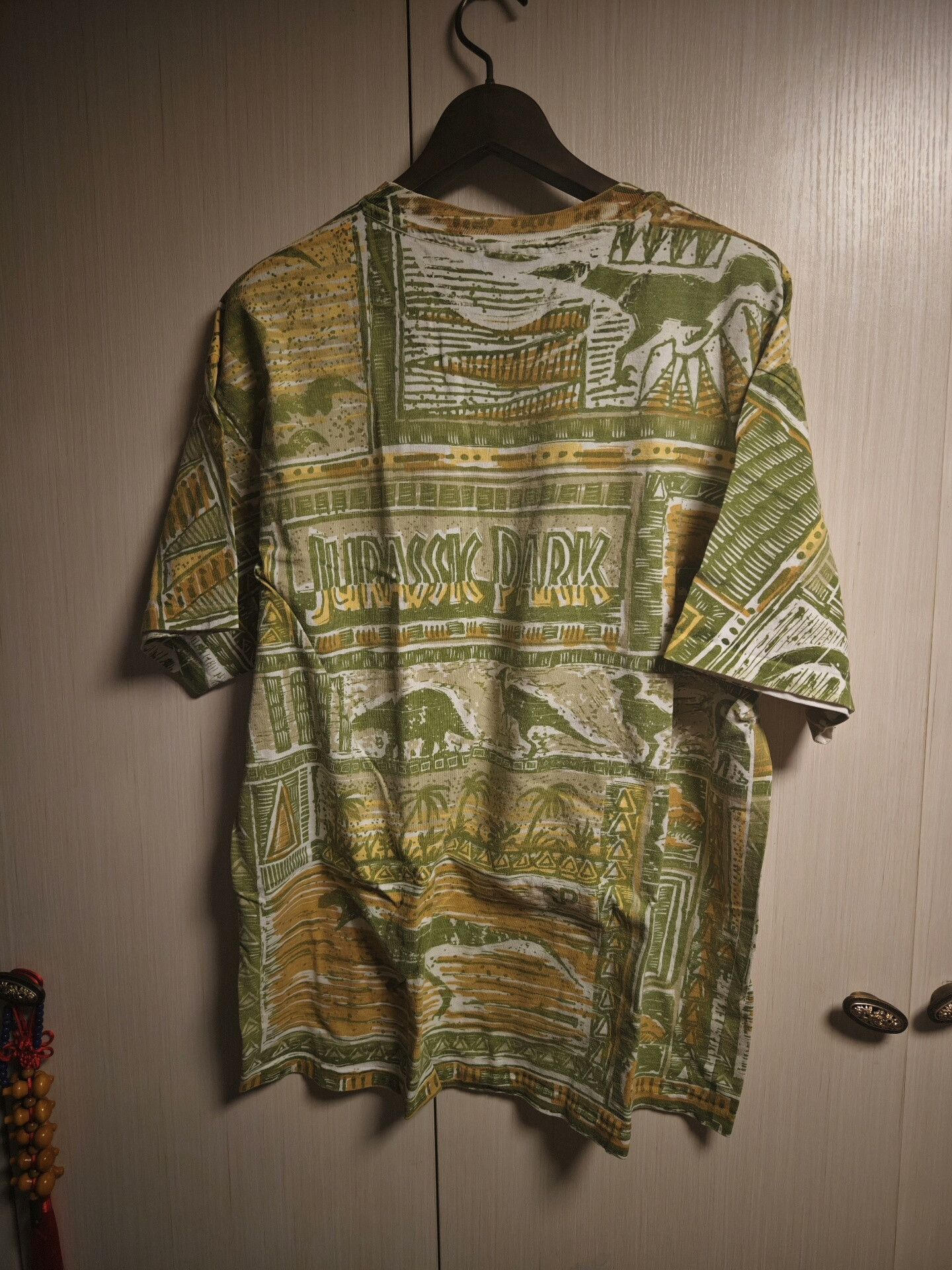 Vintage 90s Vintage Jurassic Park AOP Tee Size US M / EU 48-50 / 2 - 3 Thumbnail
