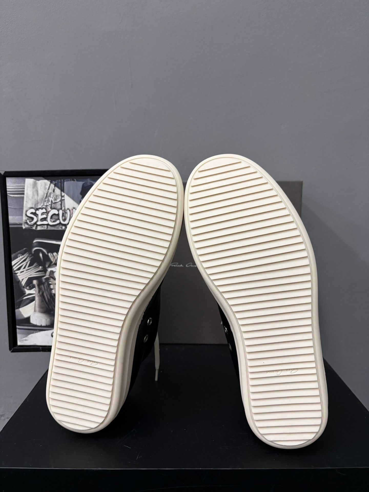 Rick Owens Rick Owens Leather Black White Low-Top Sneakers Size US 9 / EU 42 - 8 Thumbnail