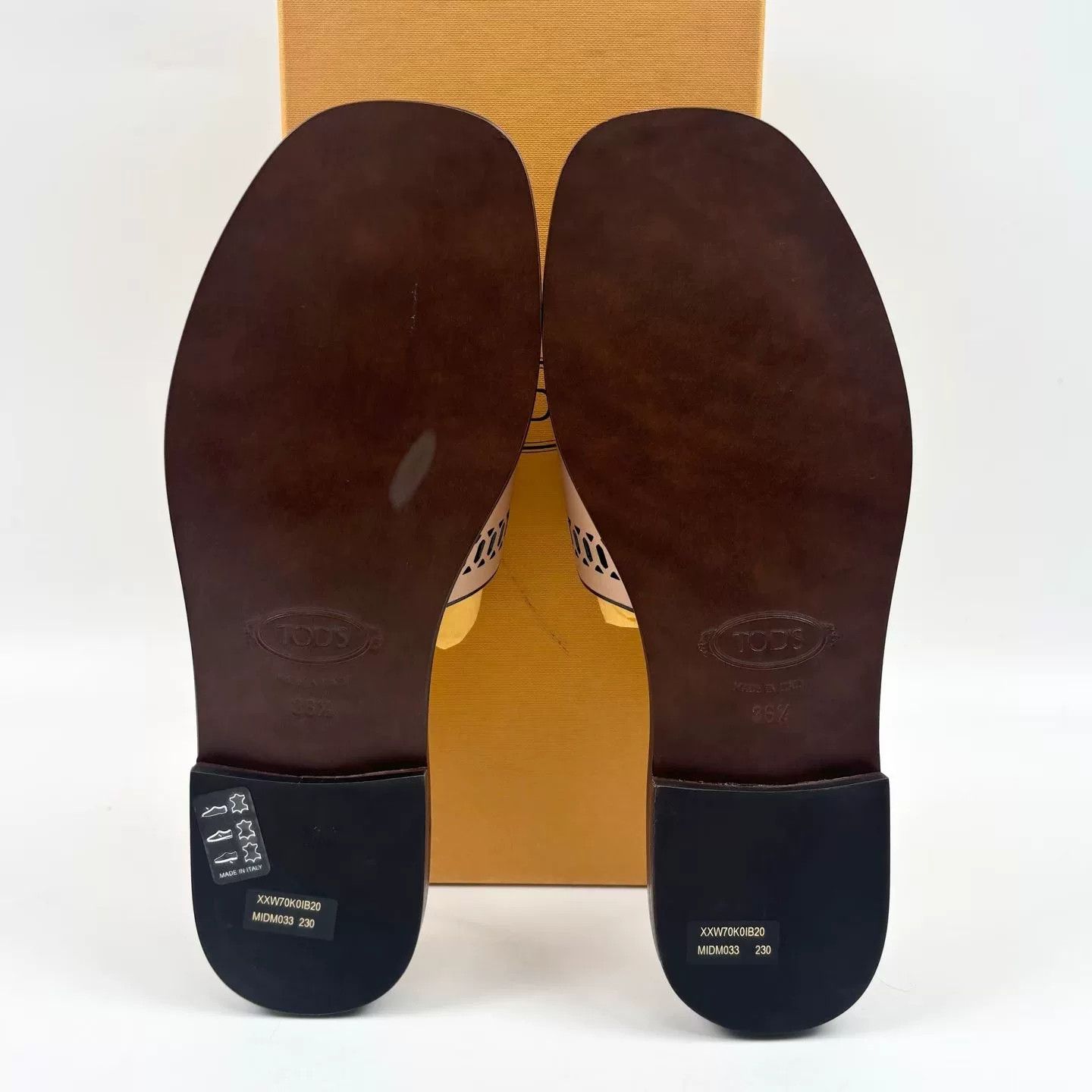 Tod's TODS Beige Slippers Size 36.5 New Size US 5.5 / IT 35.5 - 6 Thumbnail