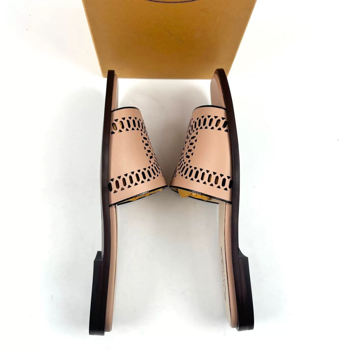 Tod's TODS Beige Slippers Size 36.5 New Size US 5.5 / IT 35.5 - 4 Thumbnail