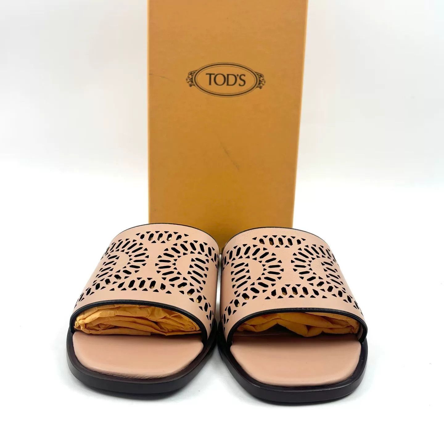 Tod's TODS Beige Slippers Size 36.5 New Size US 5.5 / IT 35.5 - 2 Thumbnail