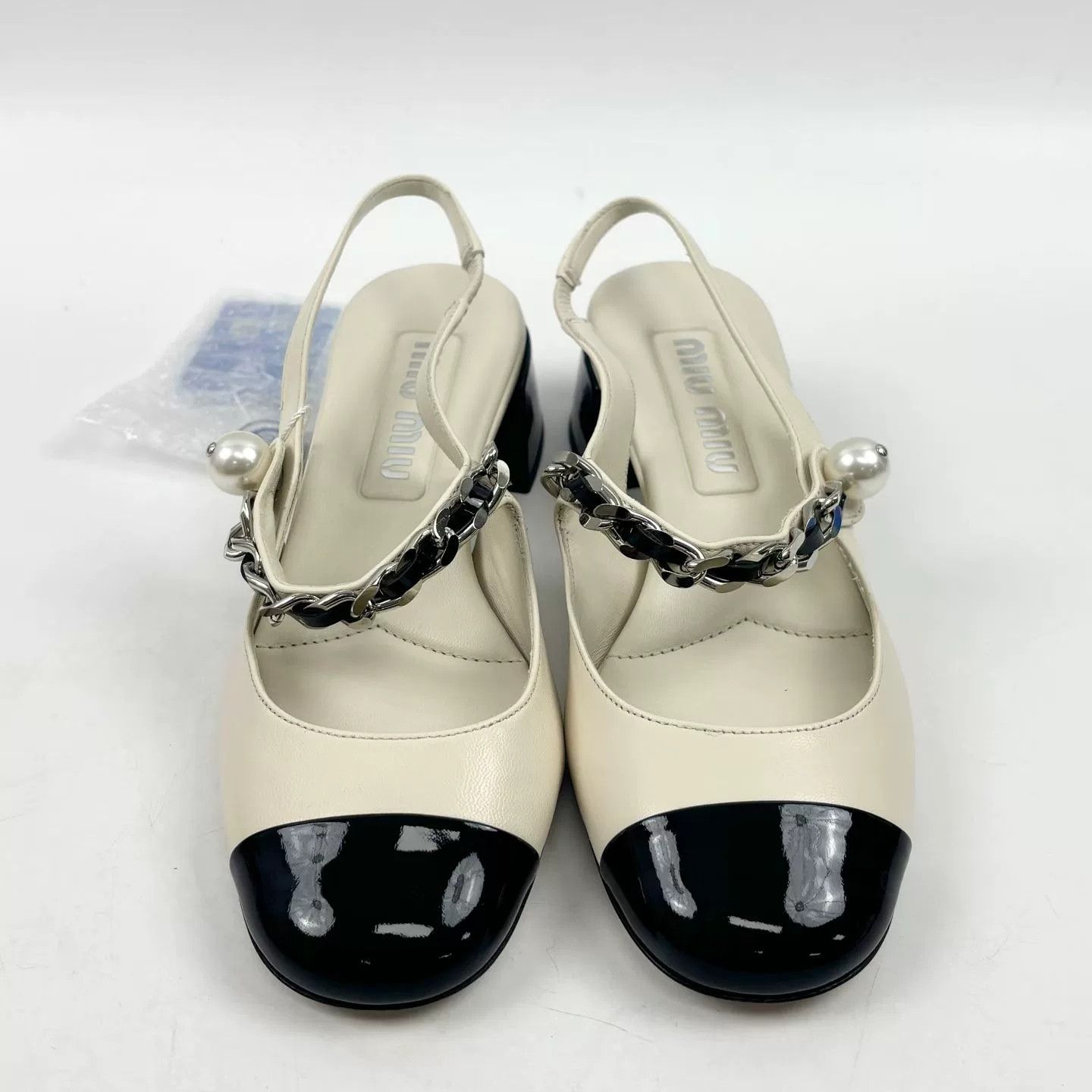 Miu Miu Miu Miu Beige Leather Mary Jane Shoes 35 Size US 4 / IT 34 - 2 Thumbnail