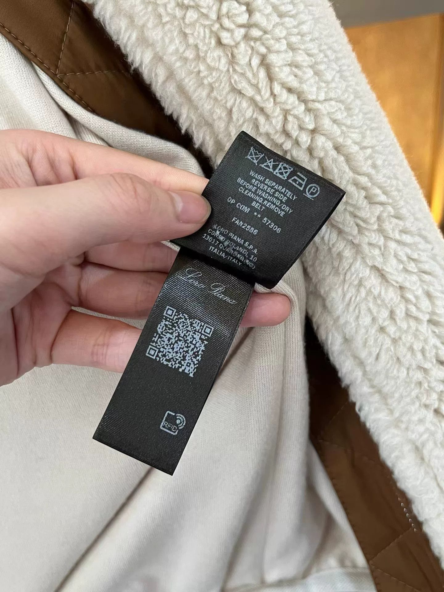 Loro Piana Loro Piana Shearling Coat Size S / US 4 / IT 40 - 6 Thumbnail