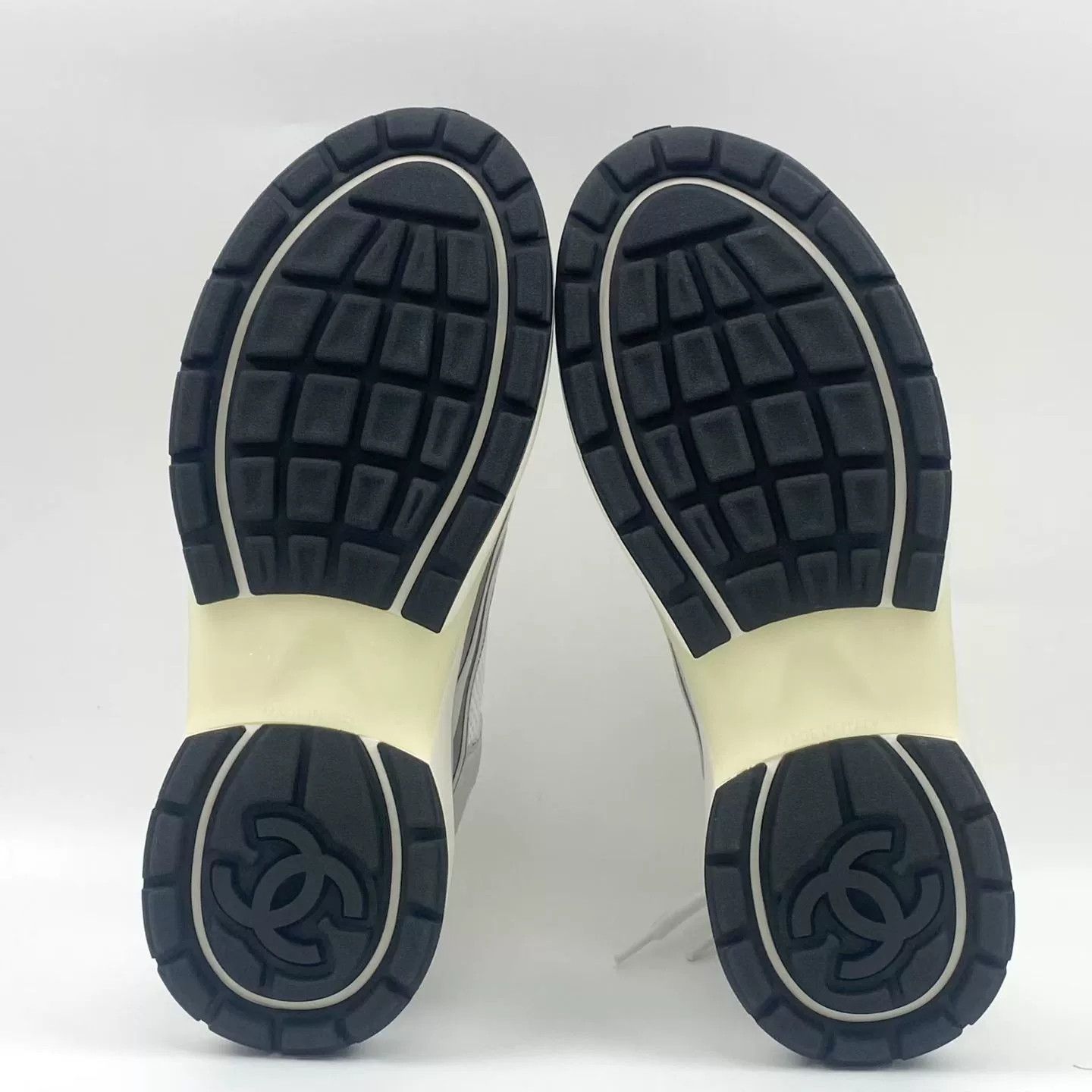Chanel Chanel Size 39 Silver Women's Shoes Size US 8 / IT 38 - 5 Thumbnail