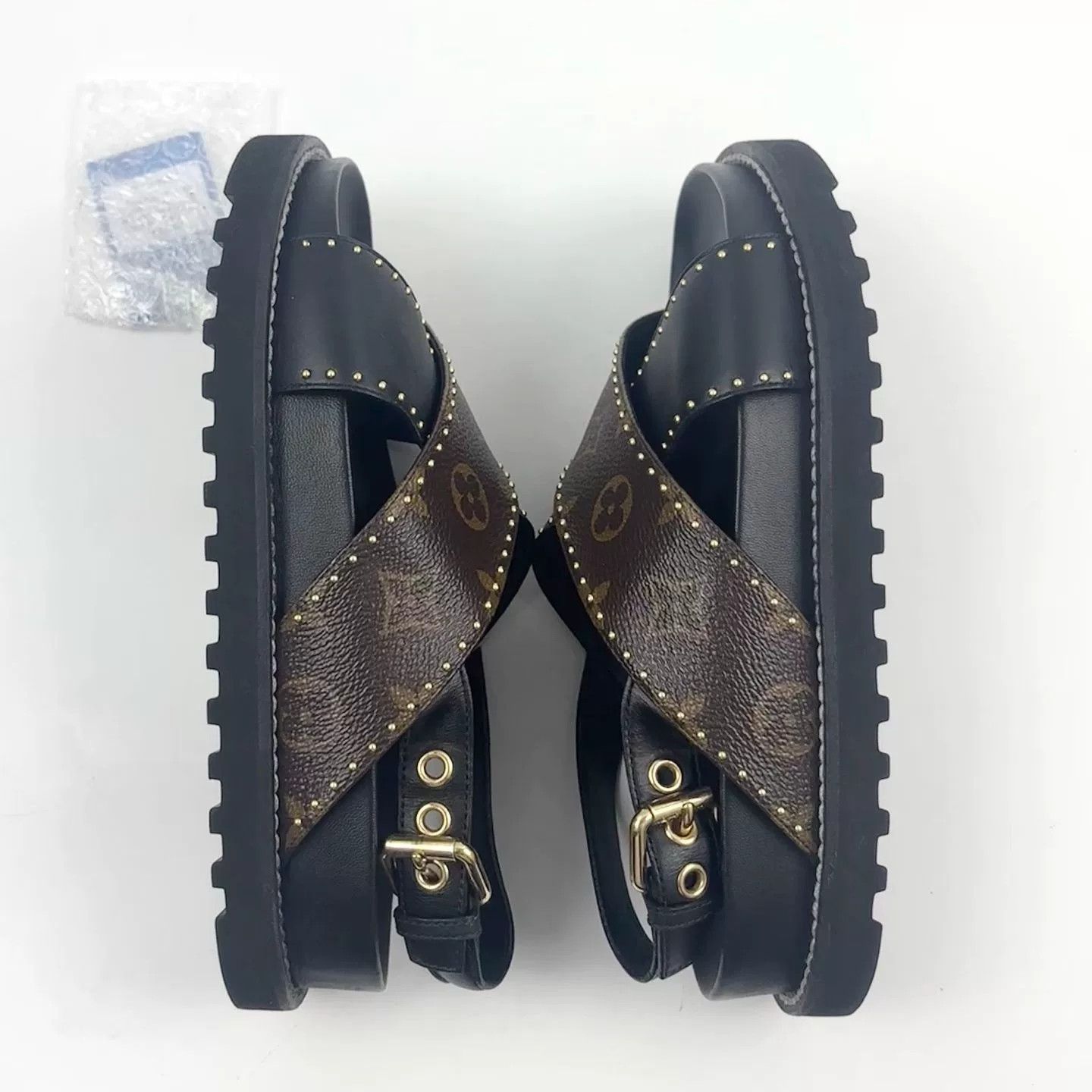 Louis Vuitton Louis Vuitton Black Monogram Sandals Size US 5 / IT 35 - 4 Thumbnail
