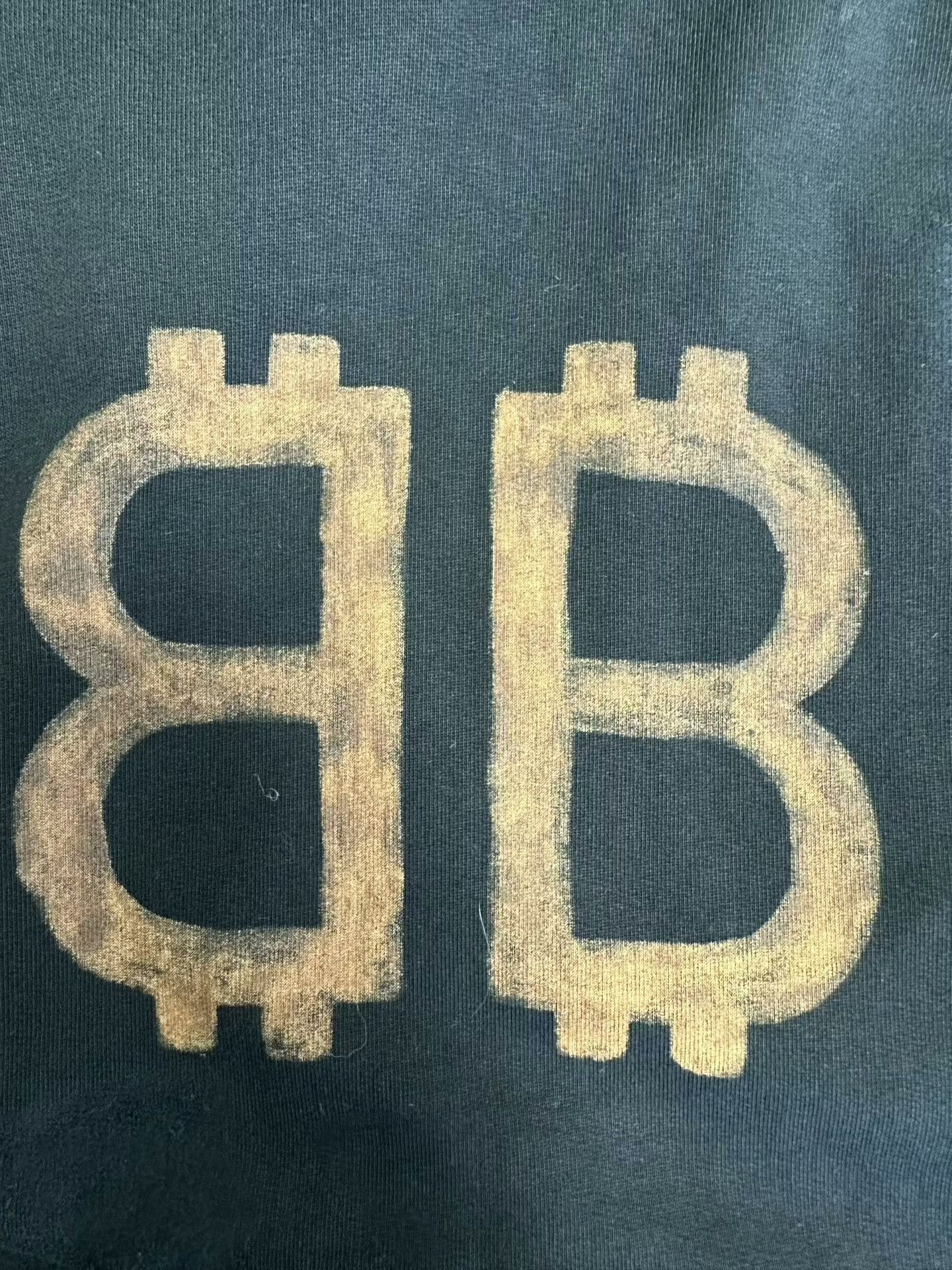Balenciaga Balenciaga Letter Print Distressed Hoodie Size XS / US 0-2 / IT 36-38 - 3 Thumbnail