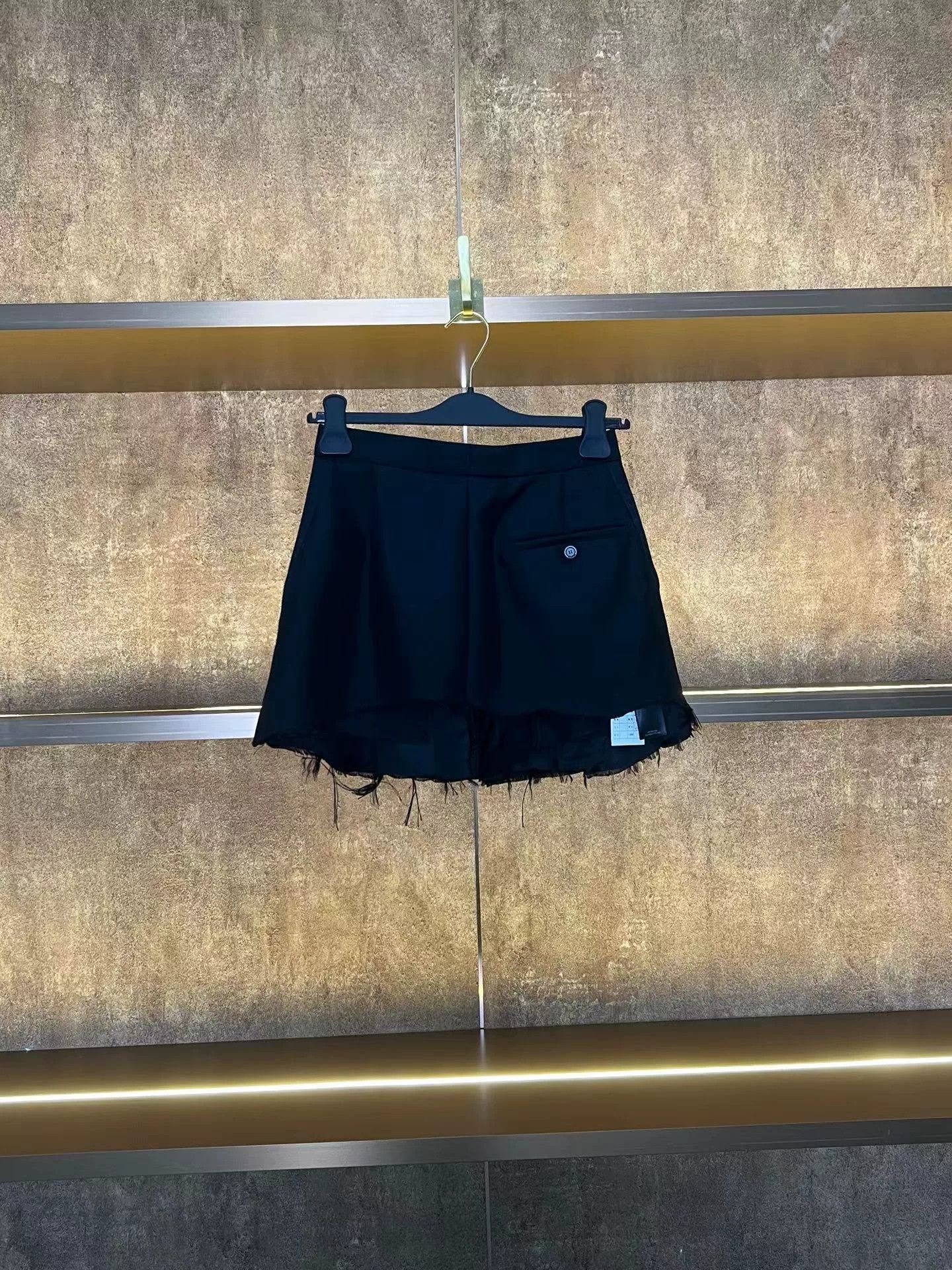 Balenciaga Balenciaga Women's Fringe Distressed Skirt Size 36" / US 14 / IT 50 - 2 Thumbnail