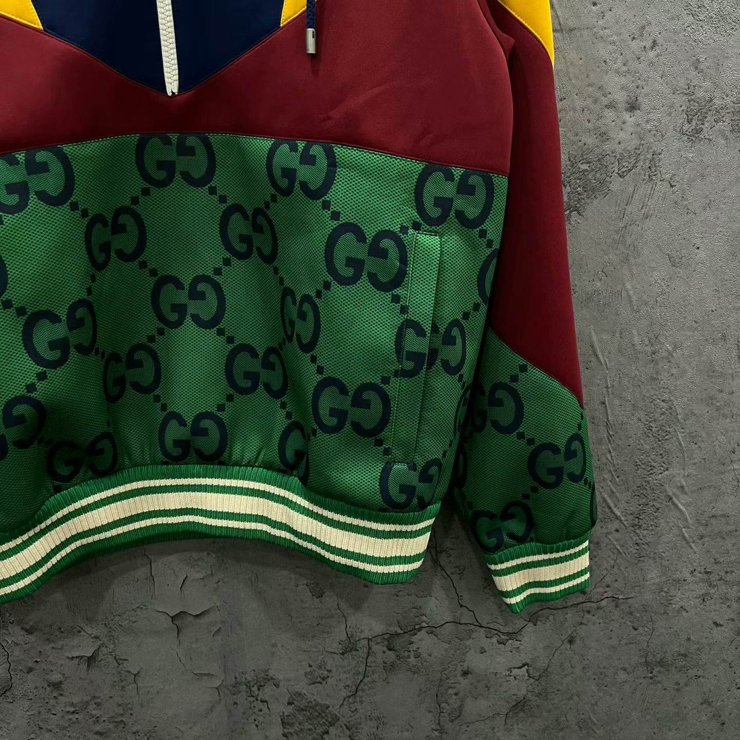 Gucci Gucci Half-Zip All-Over Logo Colorblock Jacket Size XS / US 0-2 / IT 36-38 - 3 Thumbnail