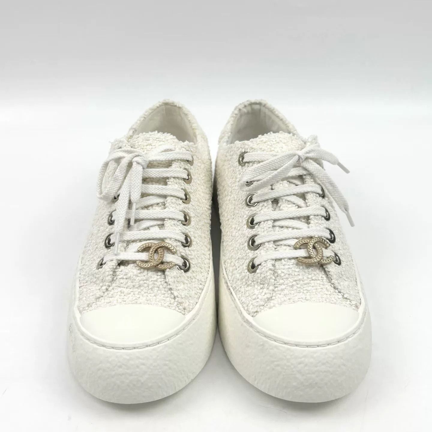 Chanel Chanel 2025 New White Plush Casual Shoes Size US 8 / IT 38 - 2 Thumbnail