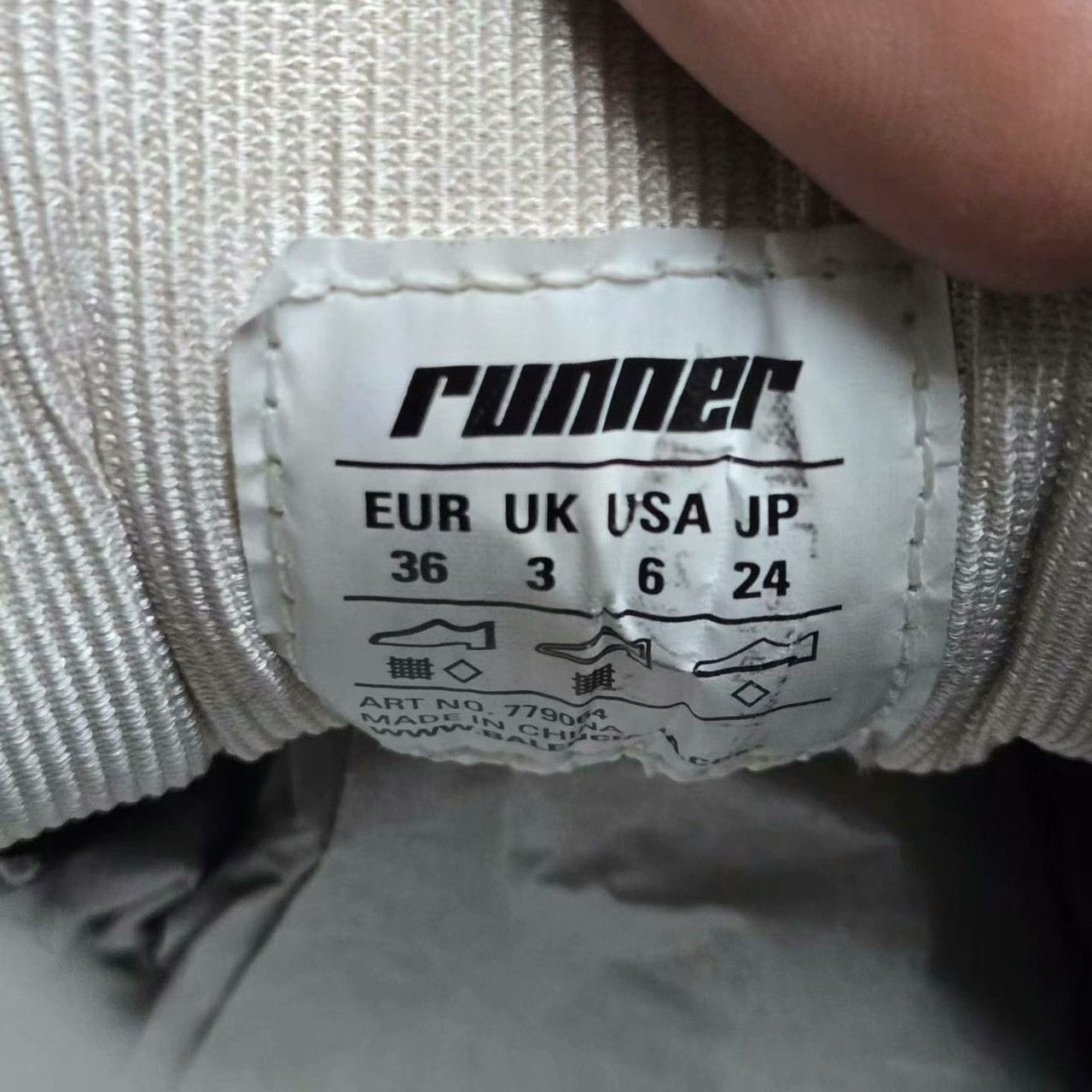 Balenciaga Balenciaga Runner 2.0 Sneakers Size US 5 / IT 35 - 5 Thumbnail