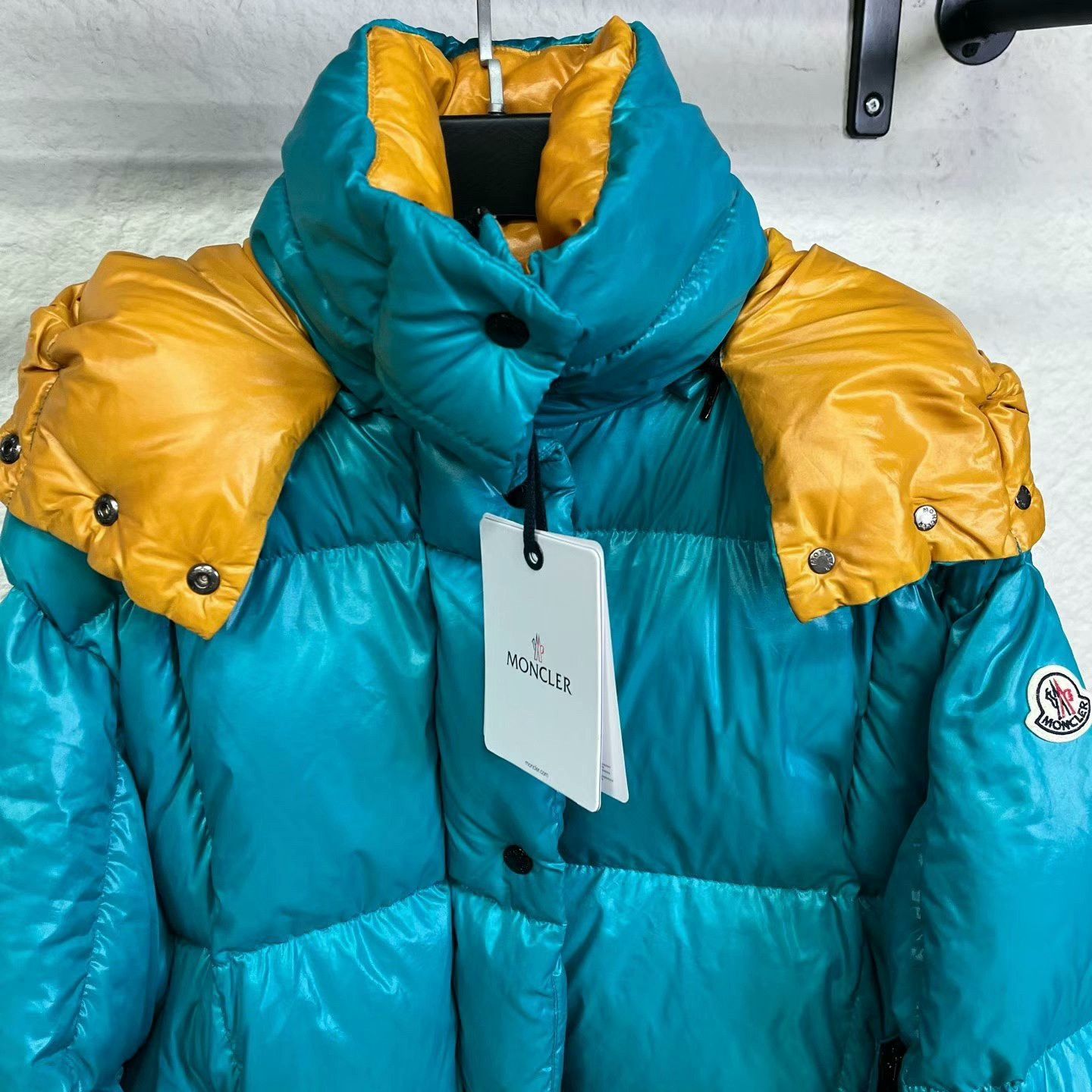 Moncler Moncler Parana Down Jacket Size M / US 6-8 / IT 42-44 - 3 Thumbnail