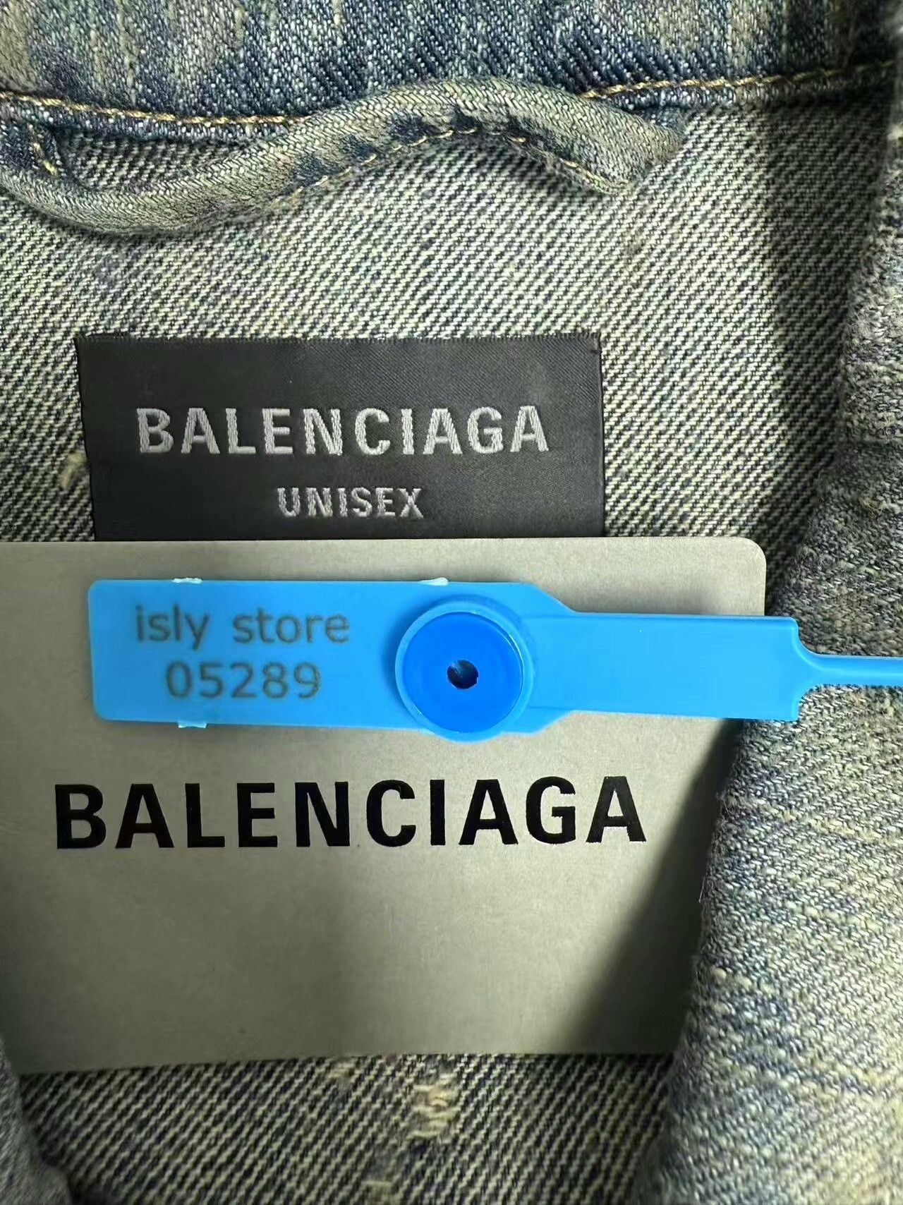 Balenciaga Balenciaga Rhinestone Back Vintage Denim Jacket Size M / US 6-8 / IT 42-44 - 4 Thumbnail