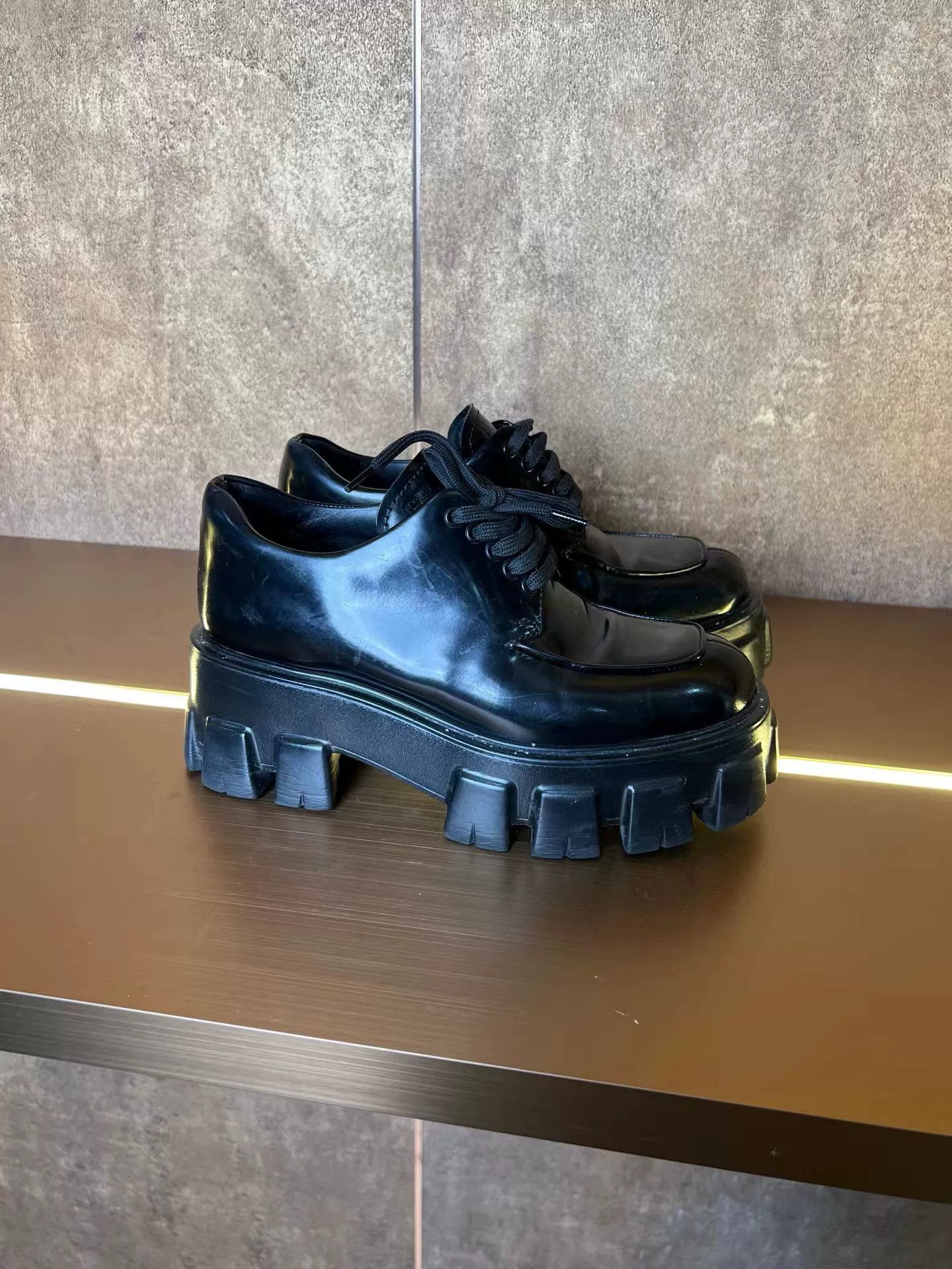 Prada Prada Sawtooth Shoes Size US 4.5 / IT 34.5 - 4 Thumbnail