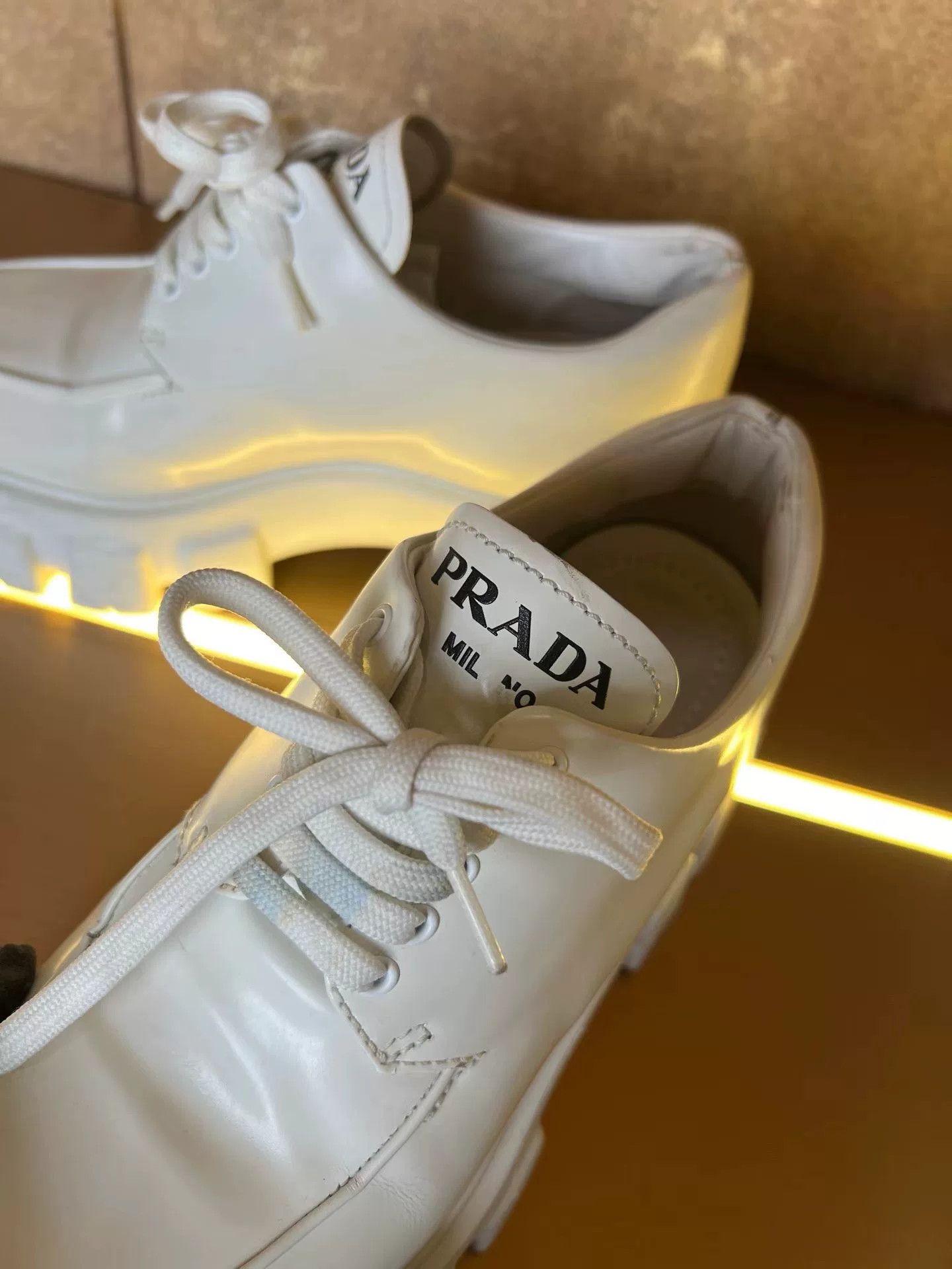 Prada Prada Serrated Shoes Size US 5 / IT 35 - 6 Thumbnail