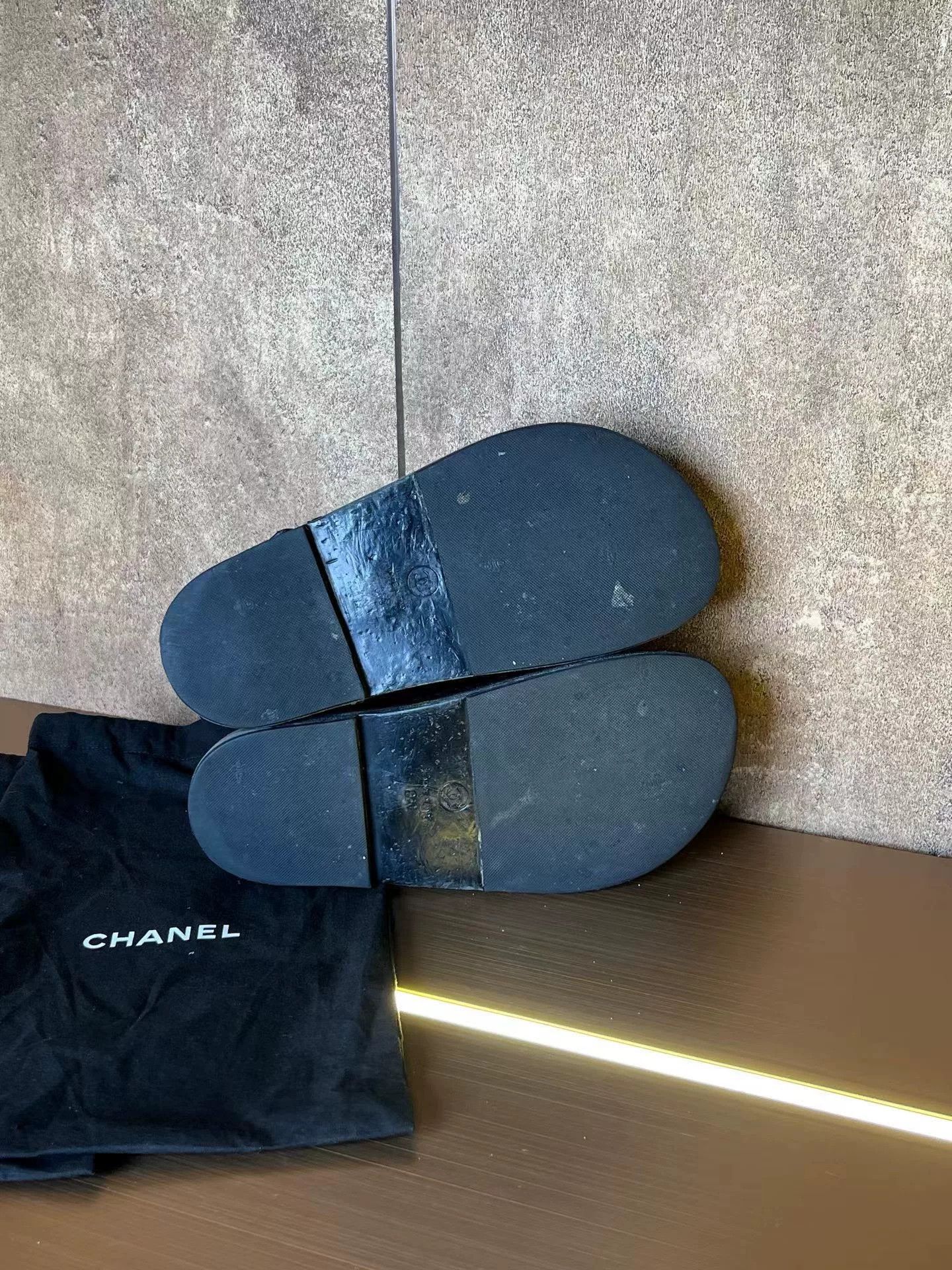 Chanel Chanel Crystal Double C Sandals Size US 5 / IT 35 - 9 Thumbnail