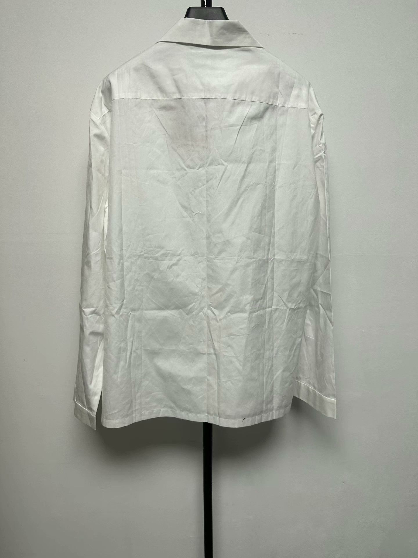 Miu Miu Miu Miu Solid Embroidered Single-breasted Long-sleeve Shirt Size M / US 6-8 / IT 42-44 - 2 Thumbnail