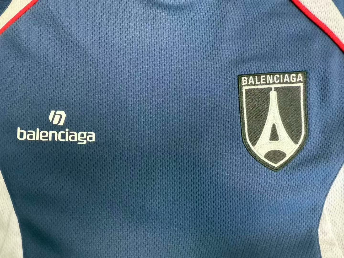 Balenciaga Balenciaga Letter Print Colorblock Crewneck Jersey Size XXS / US 00 / IT 34 - 3 Thumbnail