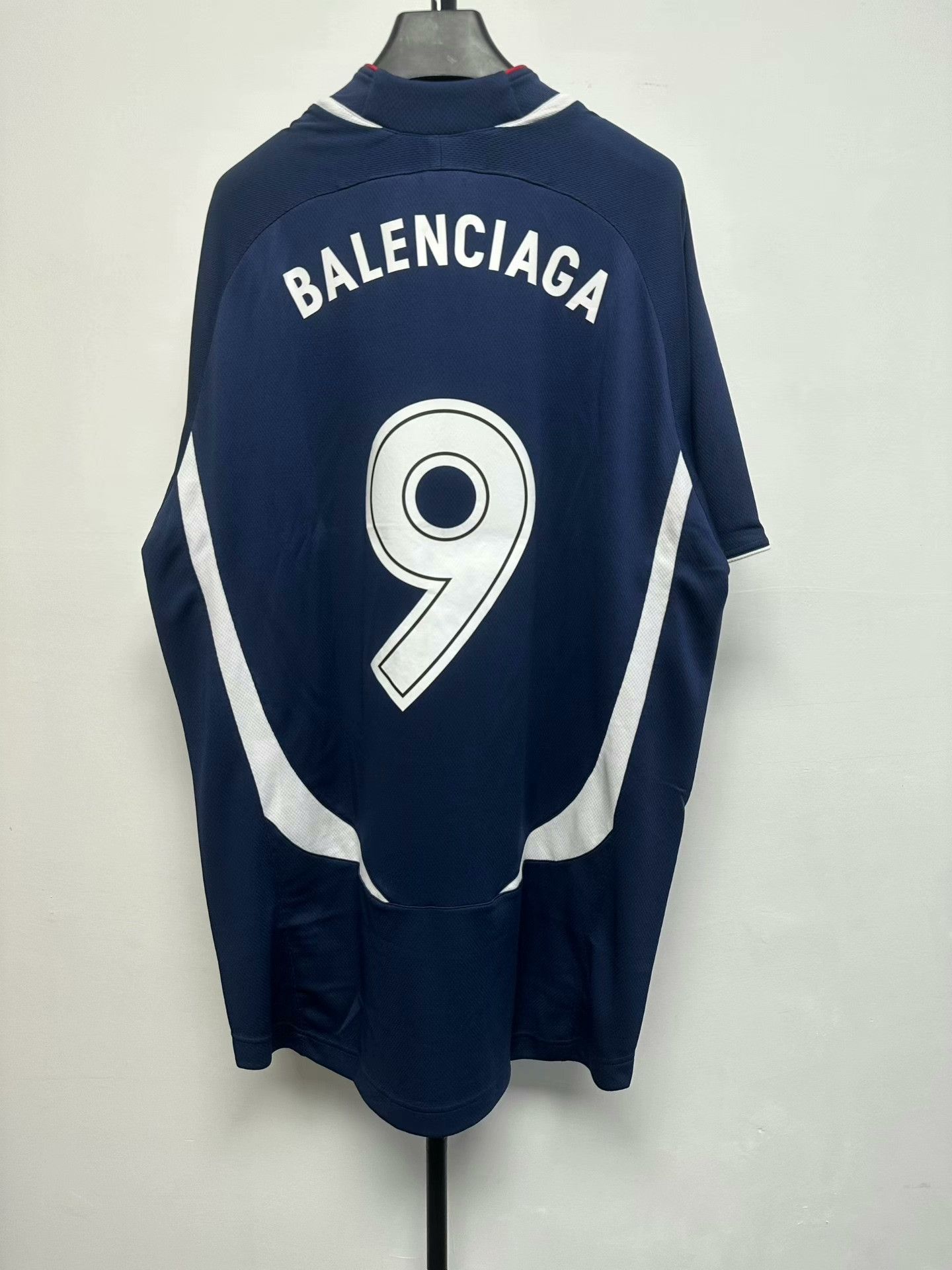 Balenciaga Balenciaga Letter Print Colorblock Crewneck Jersey Size XXS / US 00 / IT 34 - 2 Thumbnail