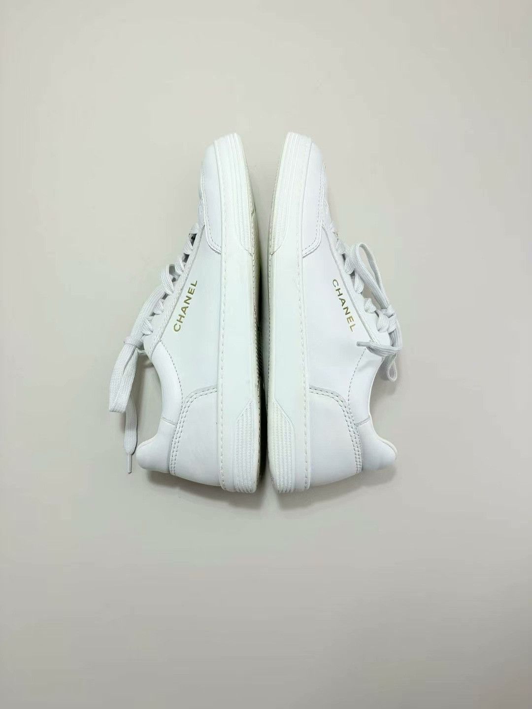 Chanel CHANEL Logo White Sneakers Size US 8 / IT 38 - 5 Thumbnail