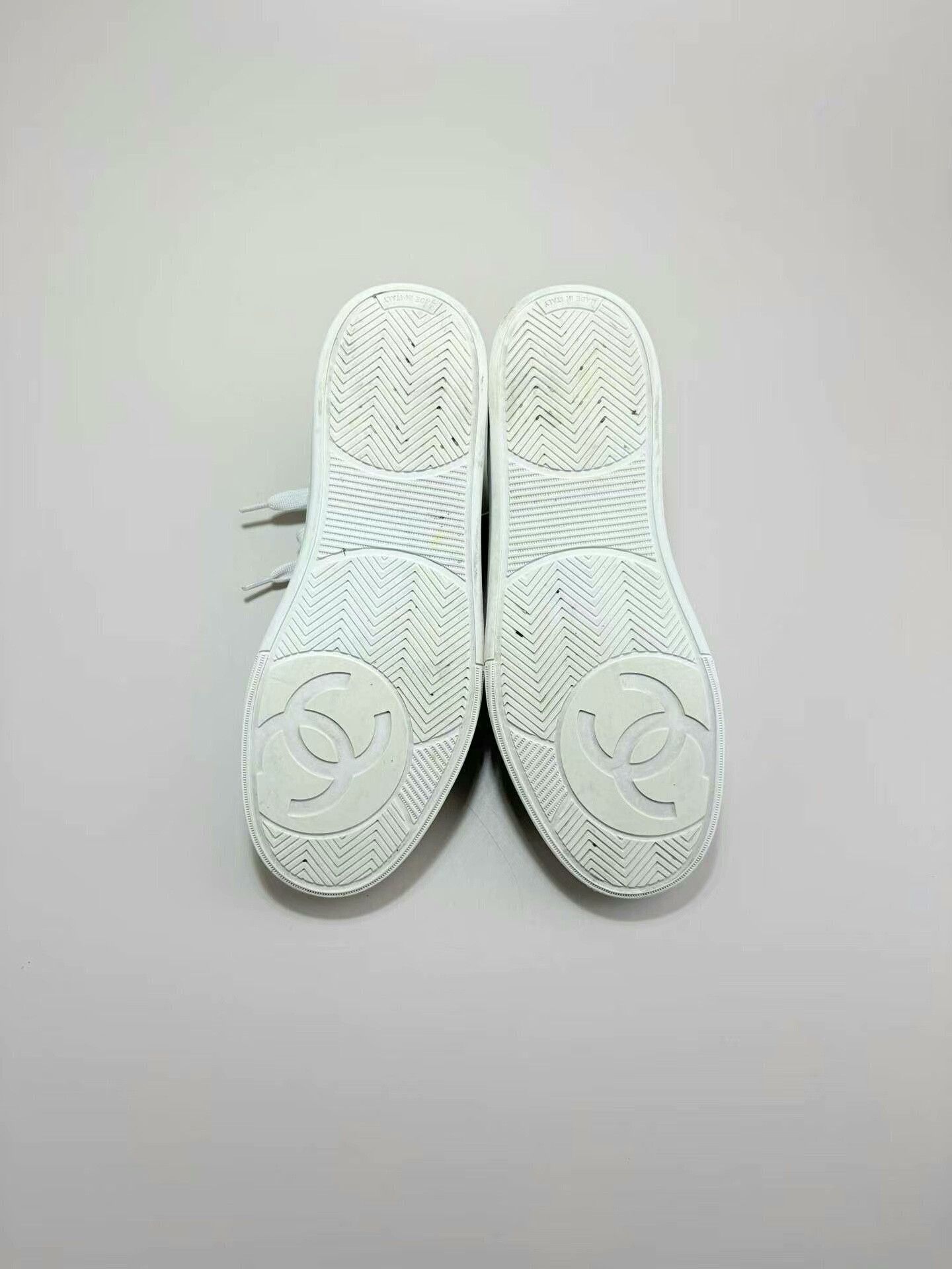 Chanel CHANEL Logo White Sneakers Size US 8 / IT 38 - 6 Thumbnail