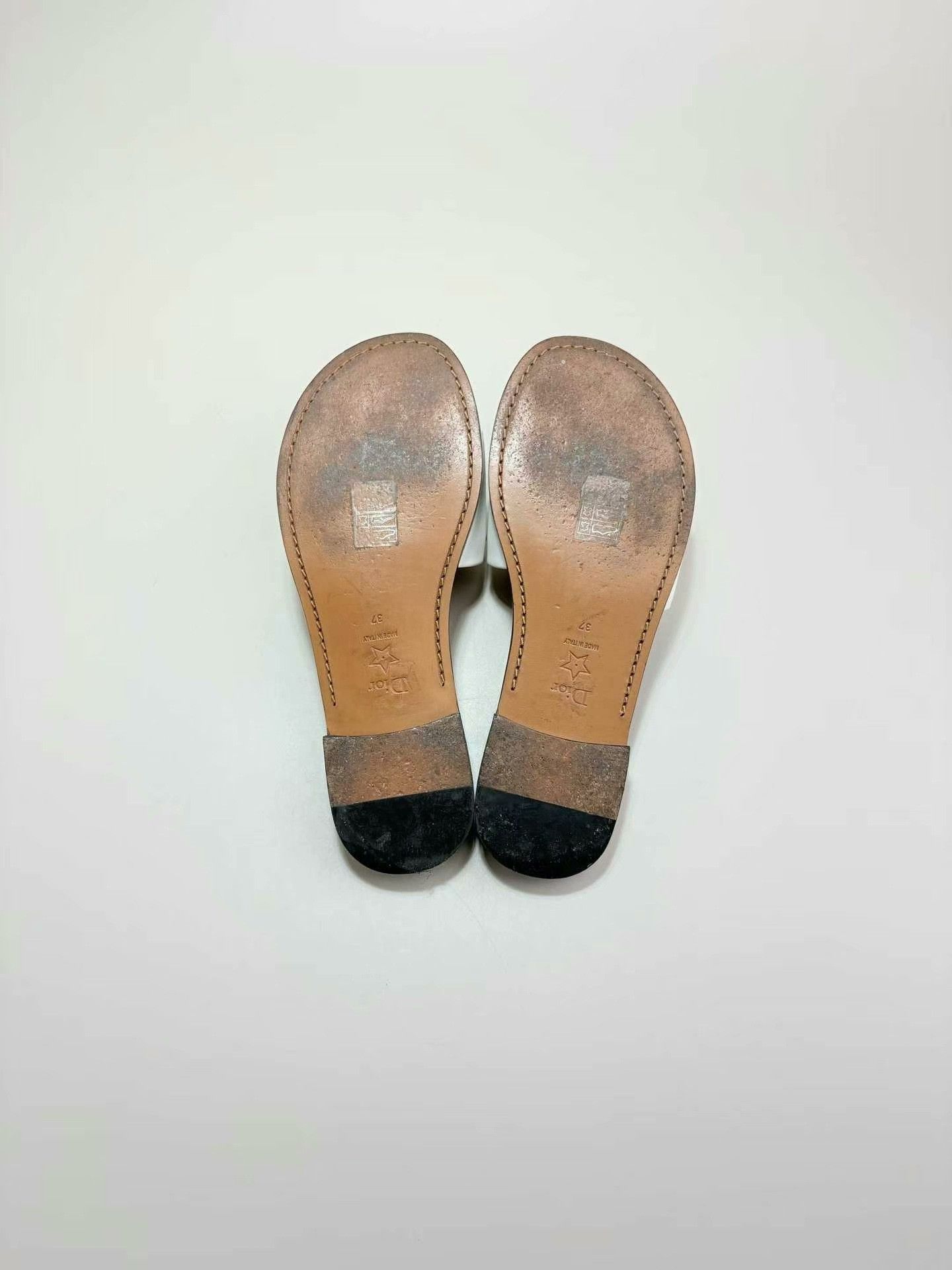 Dior DIOR Logo Letter Slippers Size US 6 / IT 36 - 6 Thumbnail