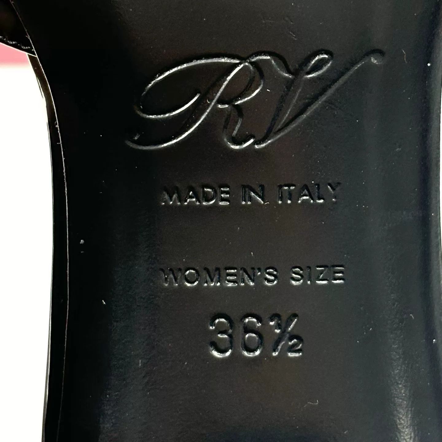 Roger Vivier RV Black Patent Leather Low Heel Sandals Size US 5.5 / IT 35.5 - 7 Thumbnail
