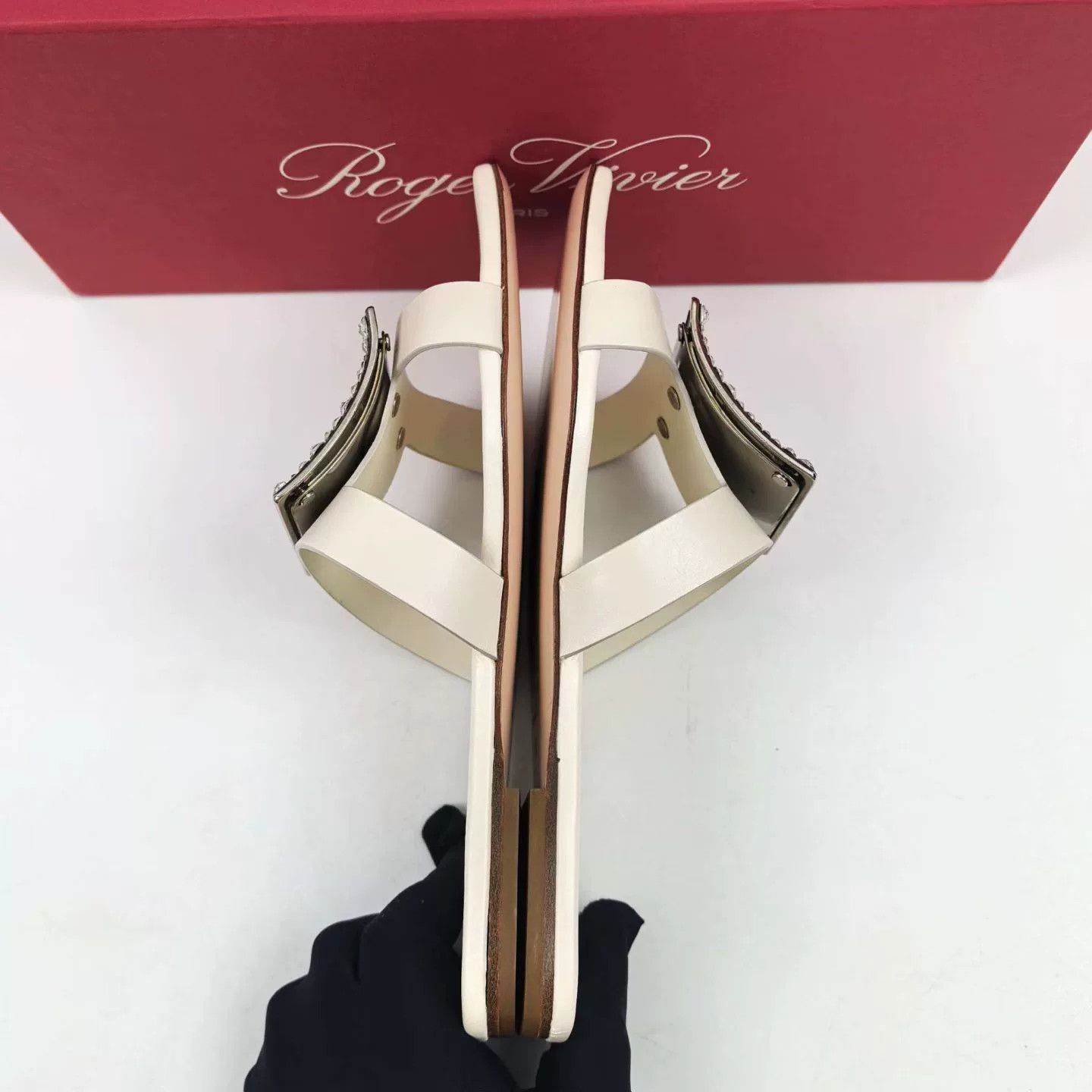 Roger Vivier RV Off-white Diamond Buckle Slippers Size US 5 / IT 35 - 3 Thumbnail