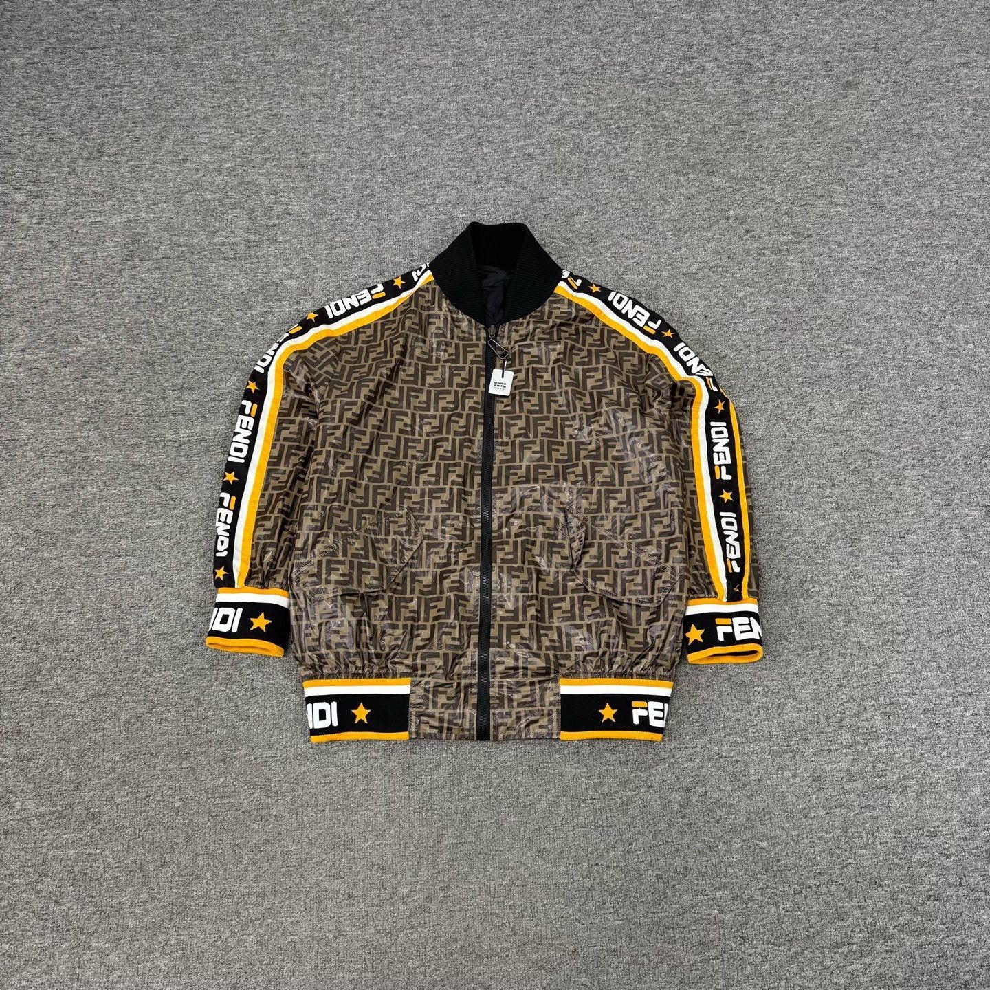 Fendi Fendi Zucca Monogram Tape Logo Bomber Jacket IT 40 Size S / US 4 / IT 40 - 2 Thumbnail