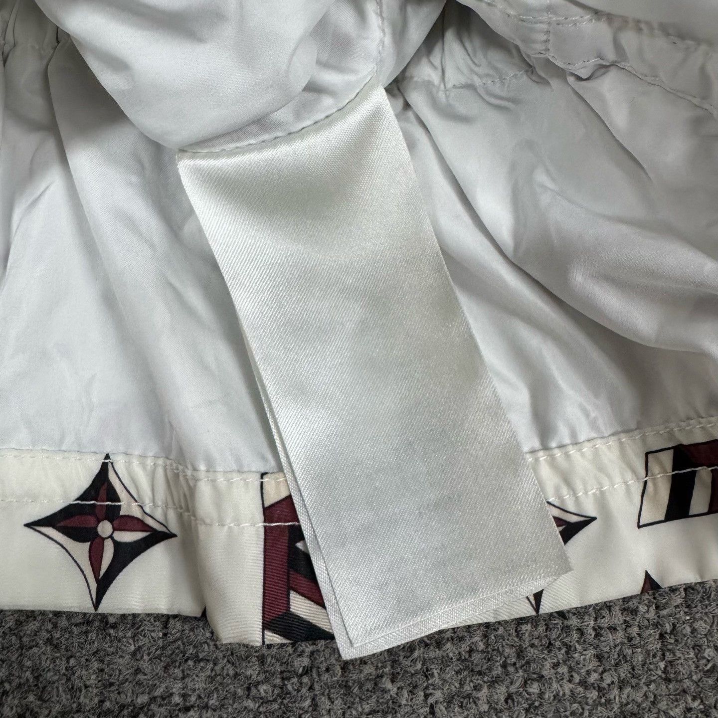 Louis Vuitton Louis Vuitton Monogram Windbreaker Jacket FR 34 Size XS / US 0-2 / IT 36-38 - 7 Thumbnail