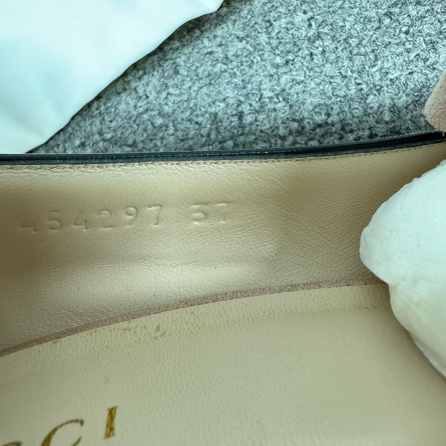 Gucci Gucci Pink Suede Fringe Pearl GG Heels 37 Size US 7 / IT 37 - 8 Thumbnail