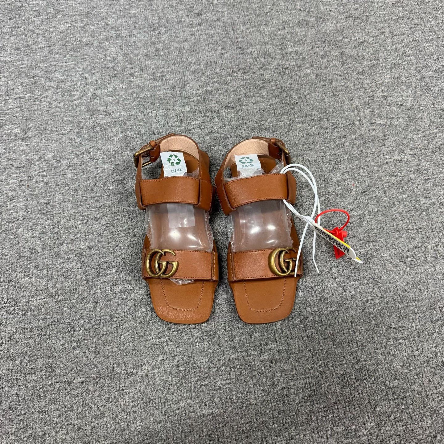 Gucci Gucci Double G Brown Leather Sandals 34 Size US 4 / IT 34 - 4 Thumbnail