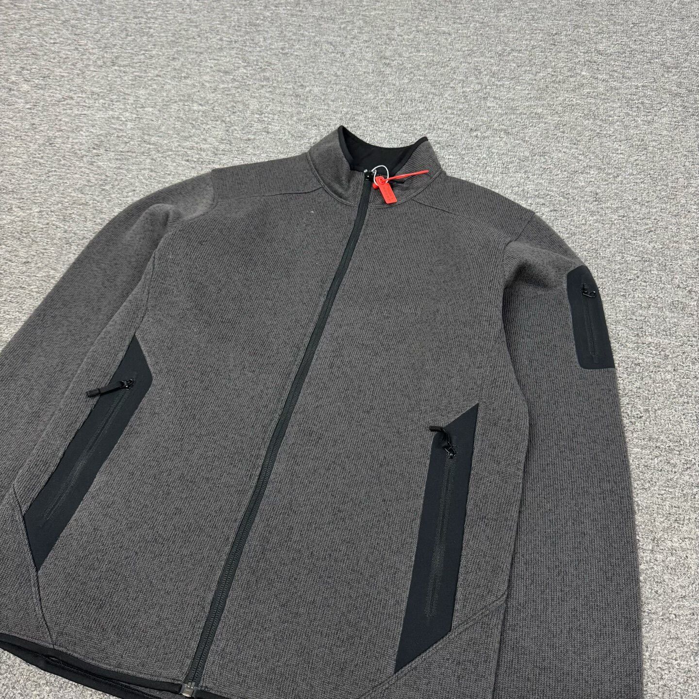 Arc'teryx Arc'teryx Gray Covert Cardigan S Size US S / EU 44-46 / 1 - 5 Thumbnail