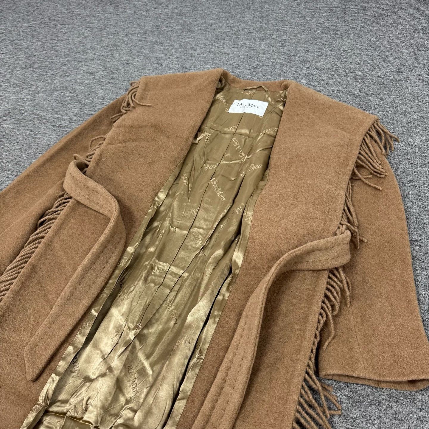 Max Mara Max Mara Fringe Camelwool Belted Coat IT 36 Size XS / US 0-2 / IT 36-38 - 5 Thumbnail