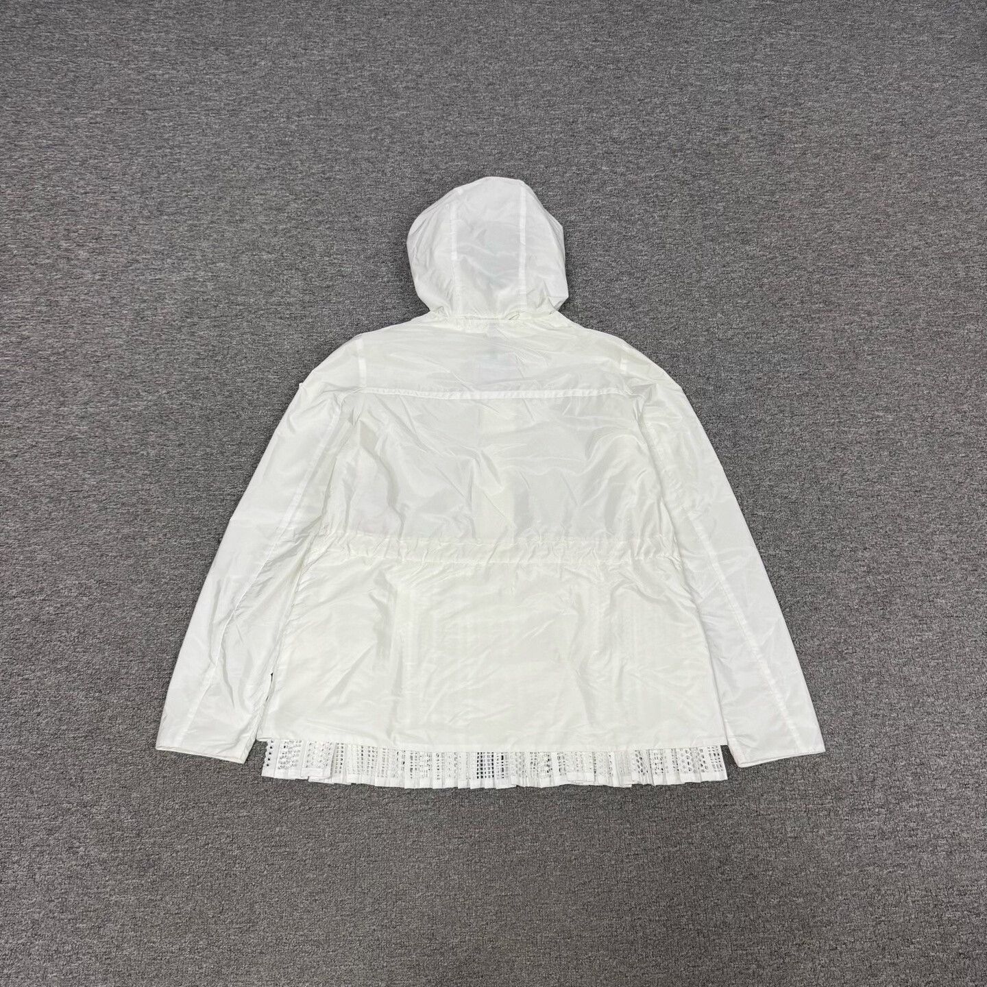 Moncler Moncler Lace Hem Hooded Jacket Size 2 Size M / US 6-8 / IT 42-44 - 3 Thumbnail