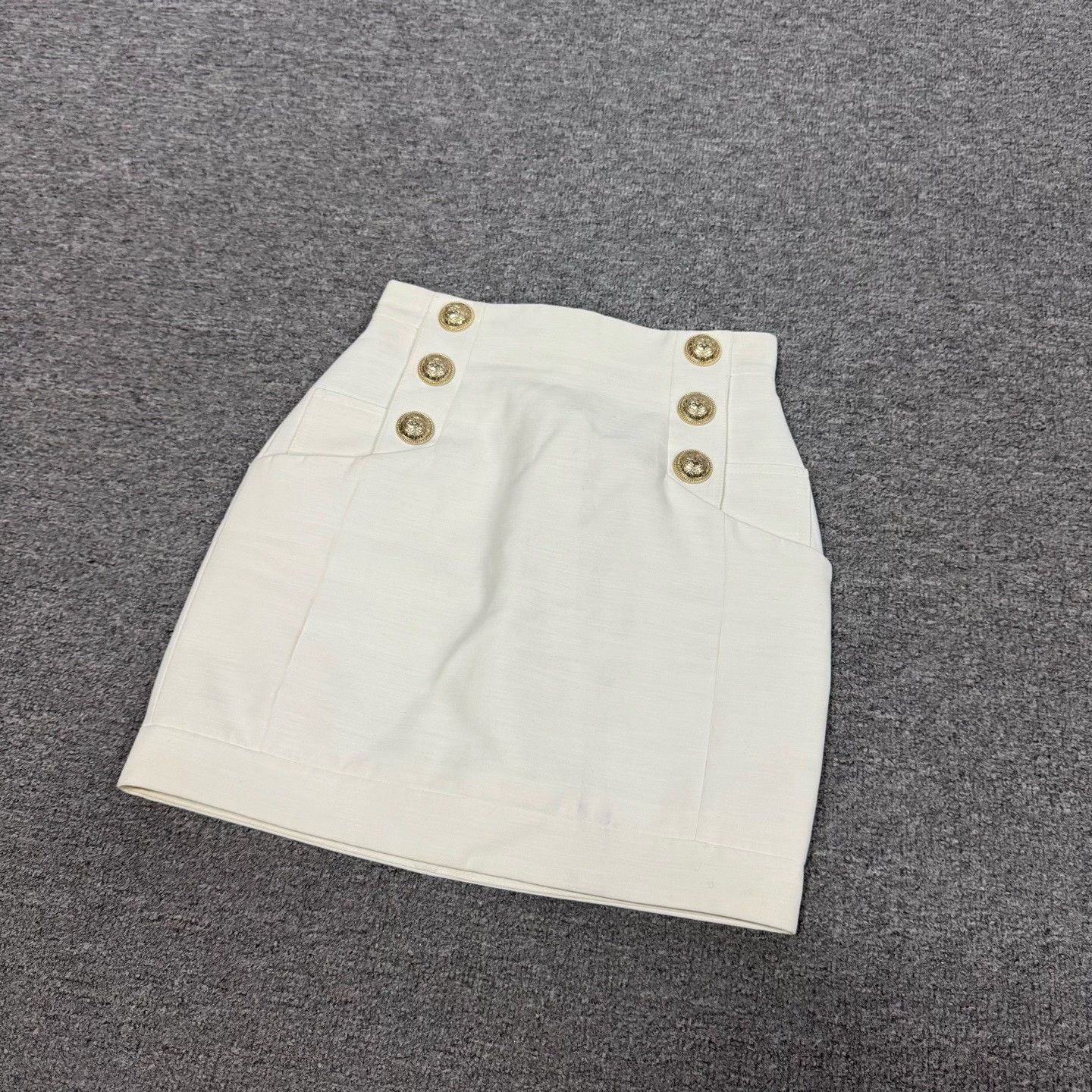 Balmain Balmain Double-Breasted High-Waisted Mini Skirt FR 34 Size 25" / US 0 / IT 36 - 4 Thumbnail