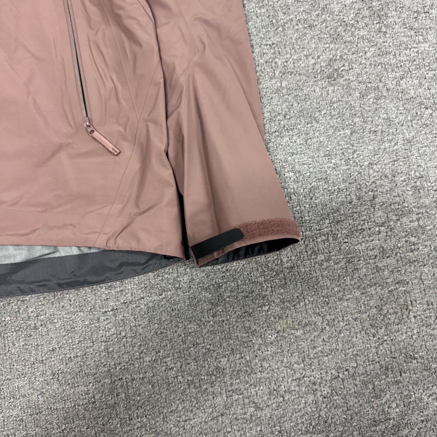 Arc'teryx Arc'teryx Beta LT GORE-TEX Jacket Women's M Size M / US 6-8 / IT 42-44 - 4 Thumbnail