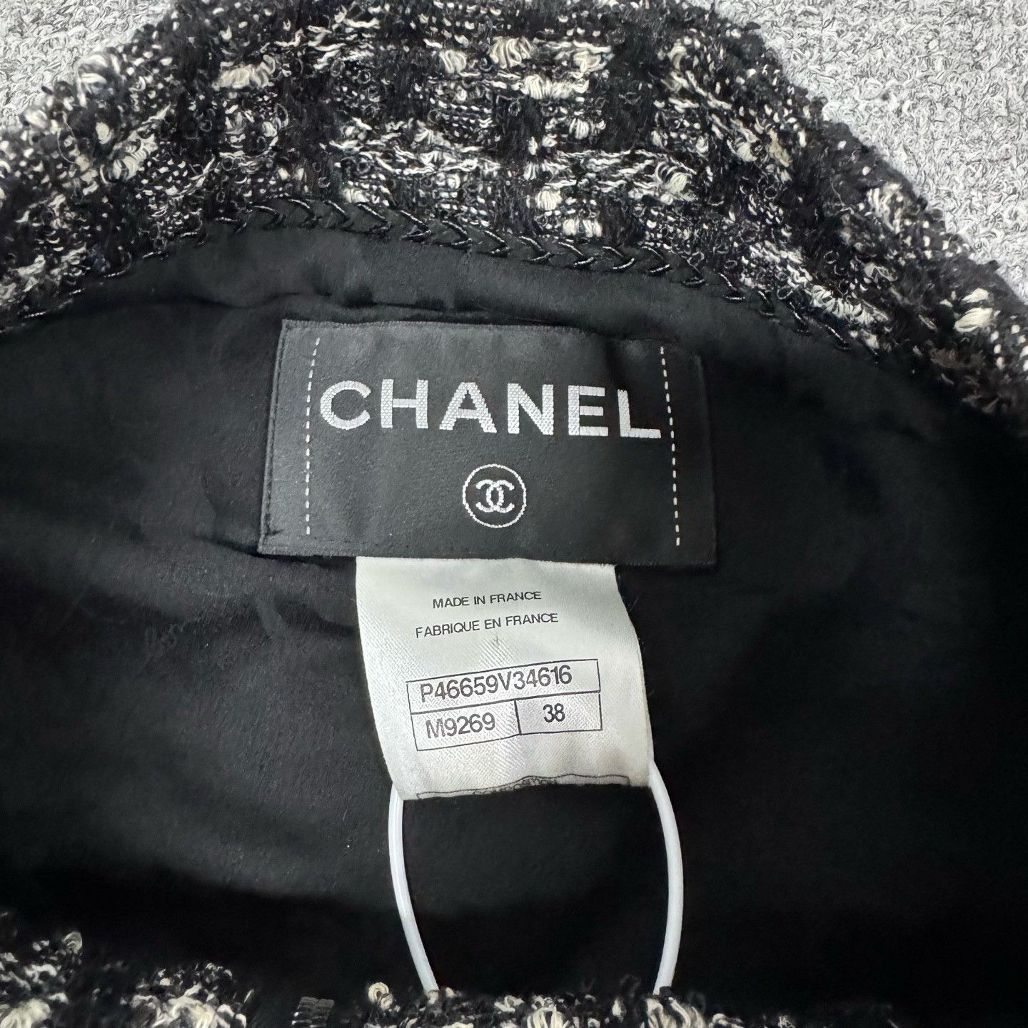Chanel Chanel Monochrome Tweed Jacket Size 38 Size S / US 4 / IT 40 - 6 Thumbnail
