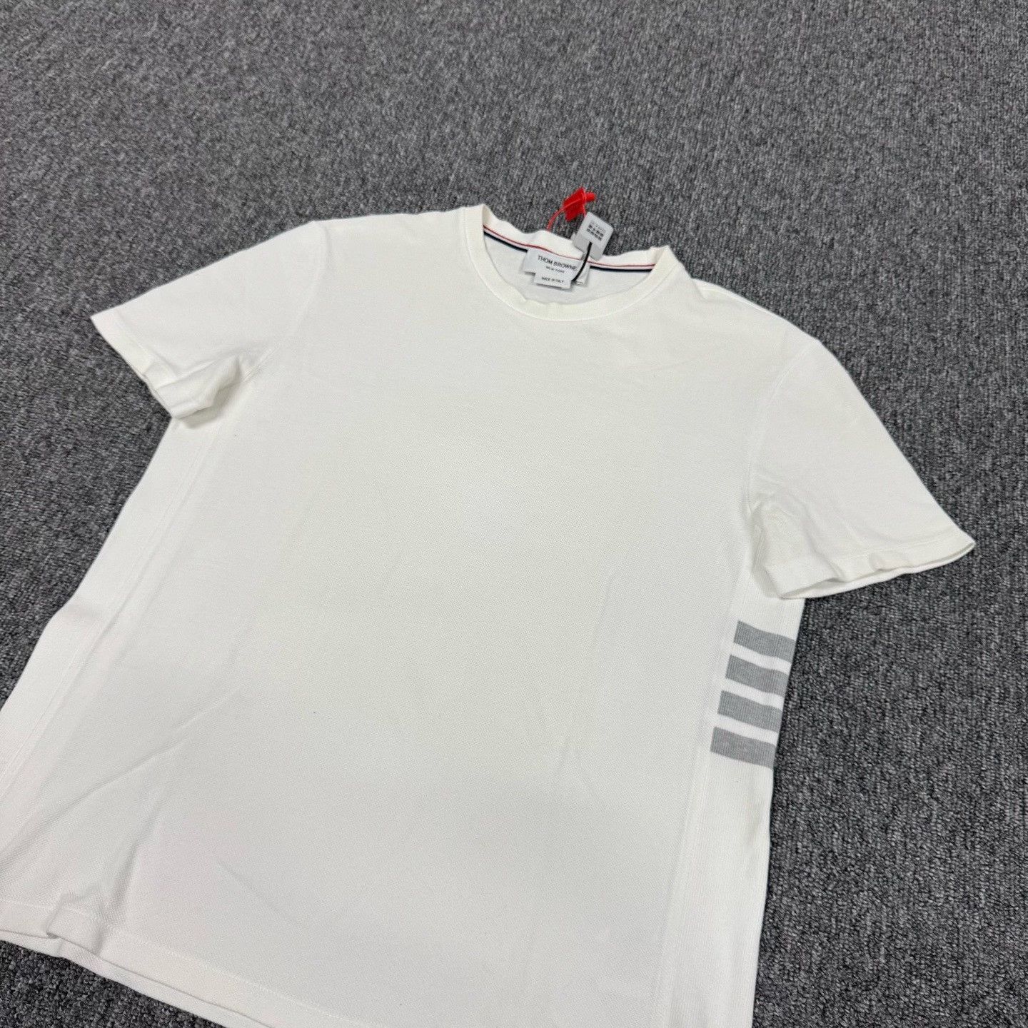 Thom Browne Thom Browne 4-Bar Stripe T-Shirt Size 3 Size US L / EU 52-54 / 3 - 4 Thumbnail